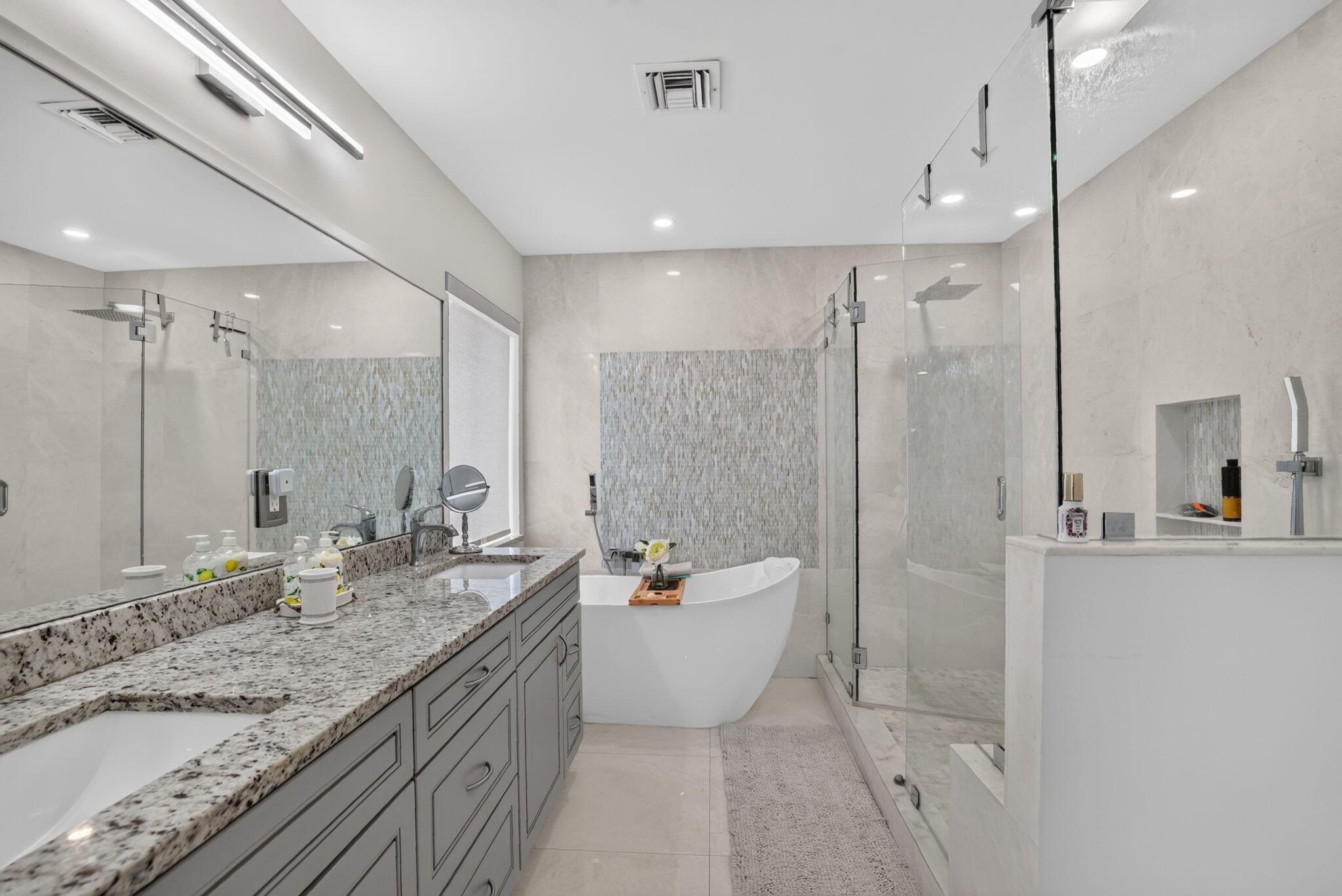 5040 Heron, Coconut Creek FL 33073
