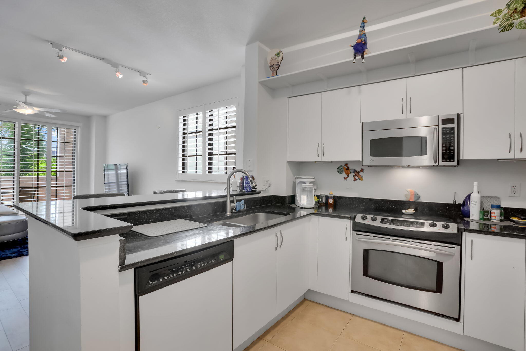 233 S Federal #325, Boca Raton FL 33432