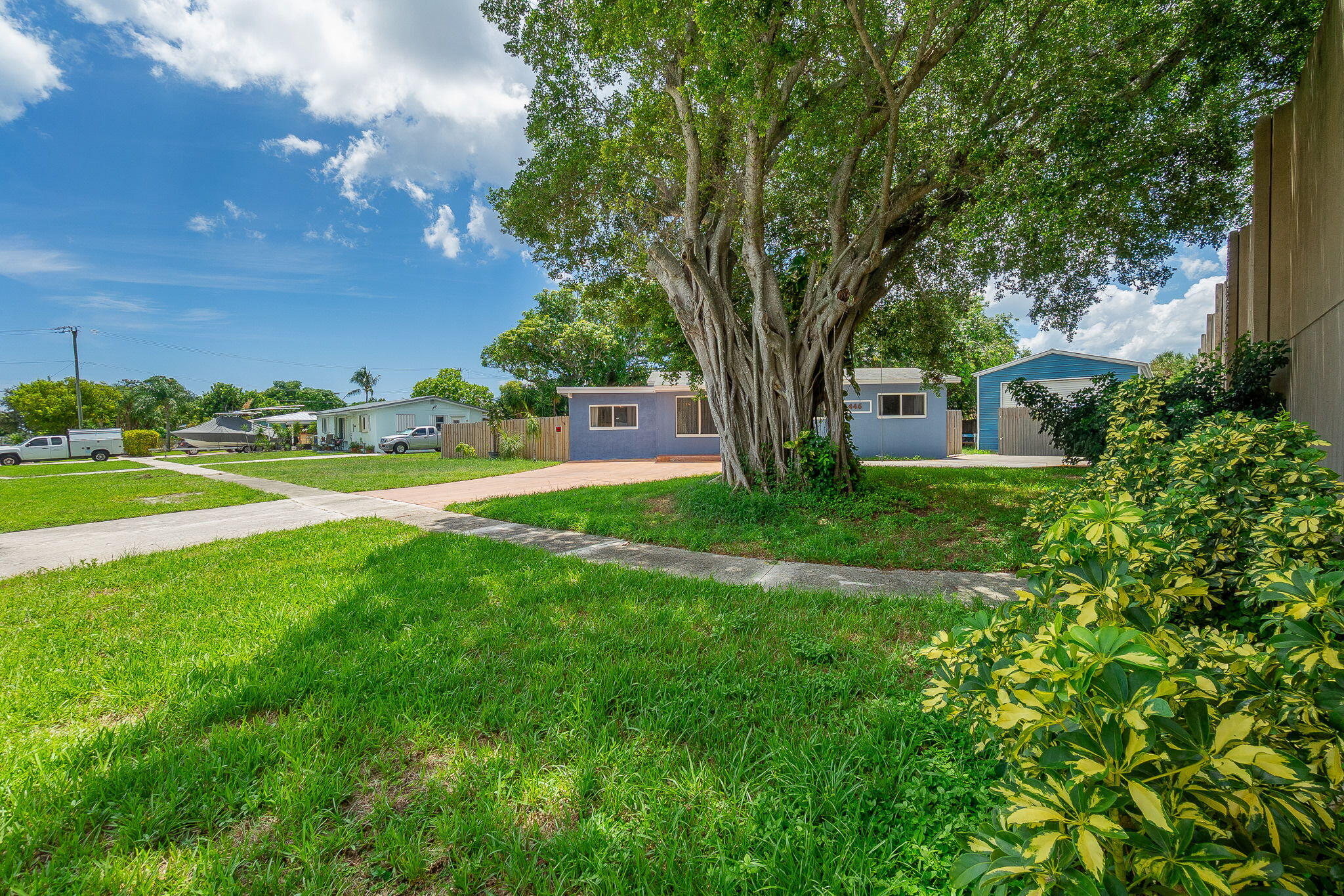 1446 W DREW, Lantana FL 33462