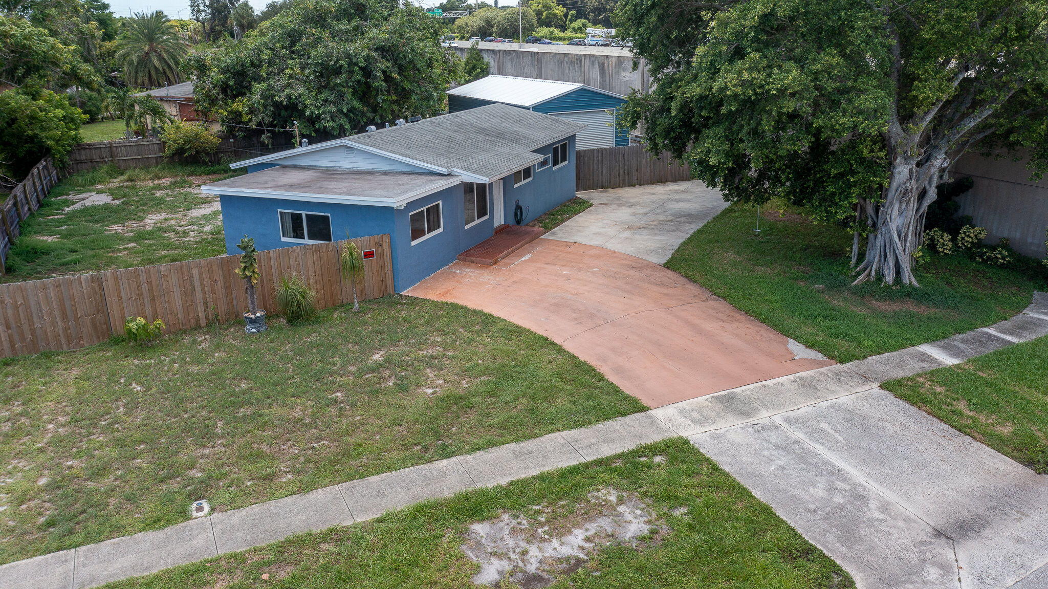 1446 W DREW, Lantana FL 33462