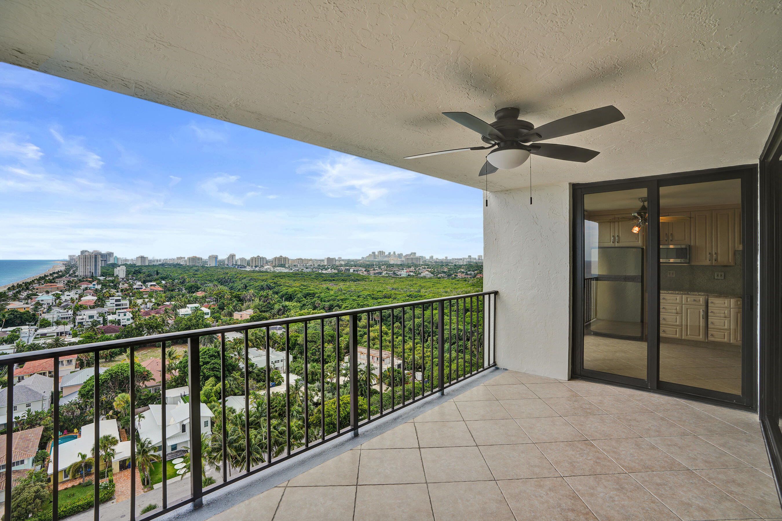 1901 N OCEAN #STHC, Fort Lauderdale FL 33305