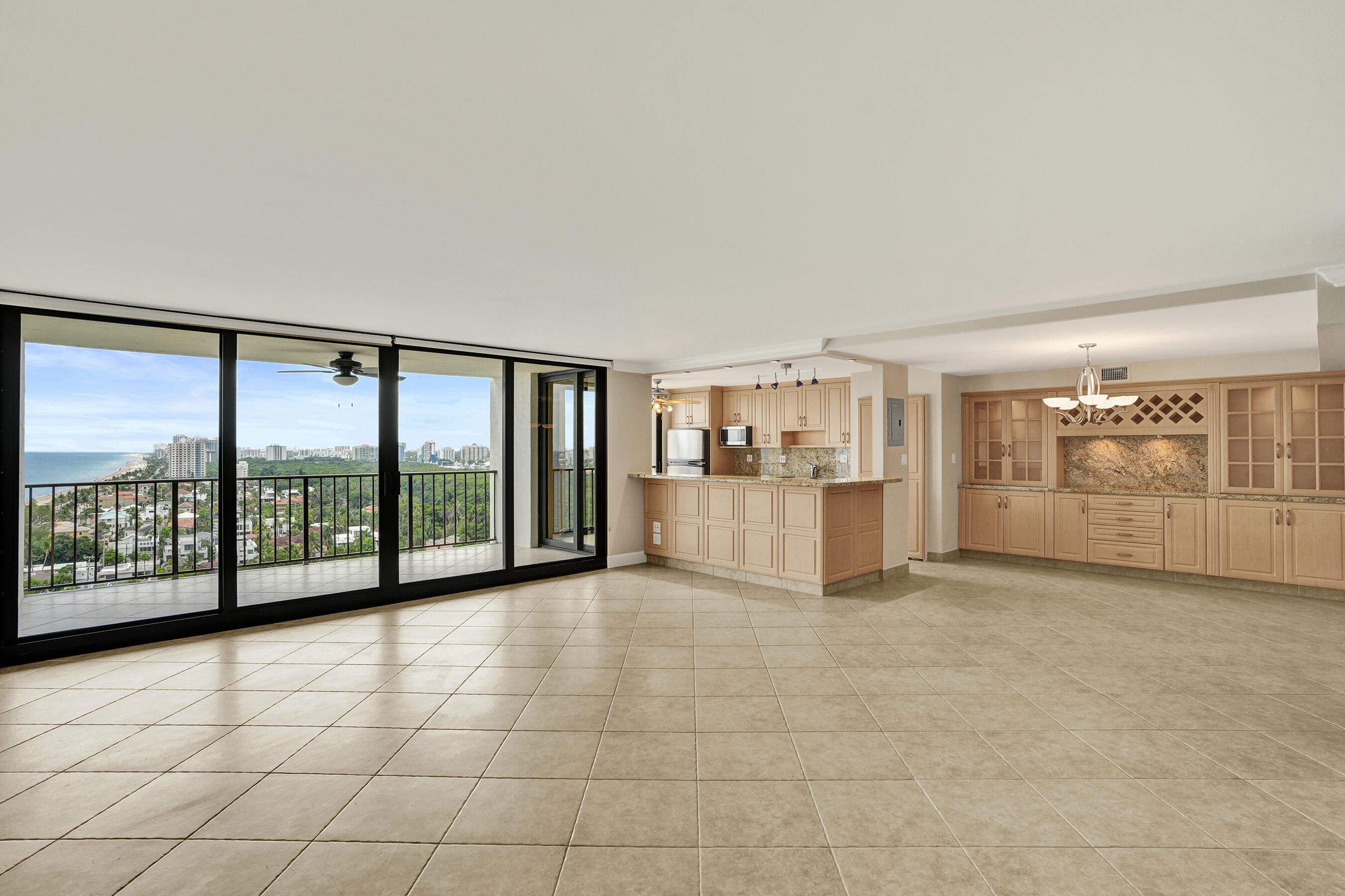 1901 N OCEAN #STHC, Fort Lauderdale FL 33305