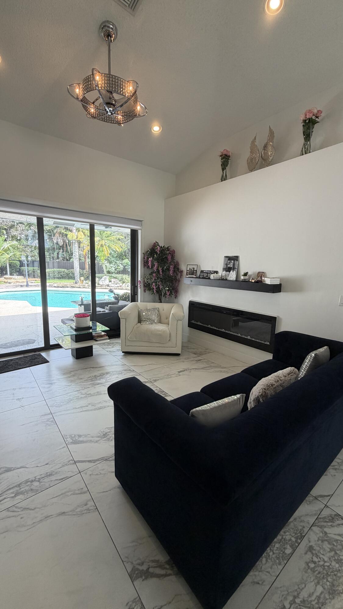 132 NOTTINGHAM, Royal Palm Beach FL 33411