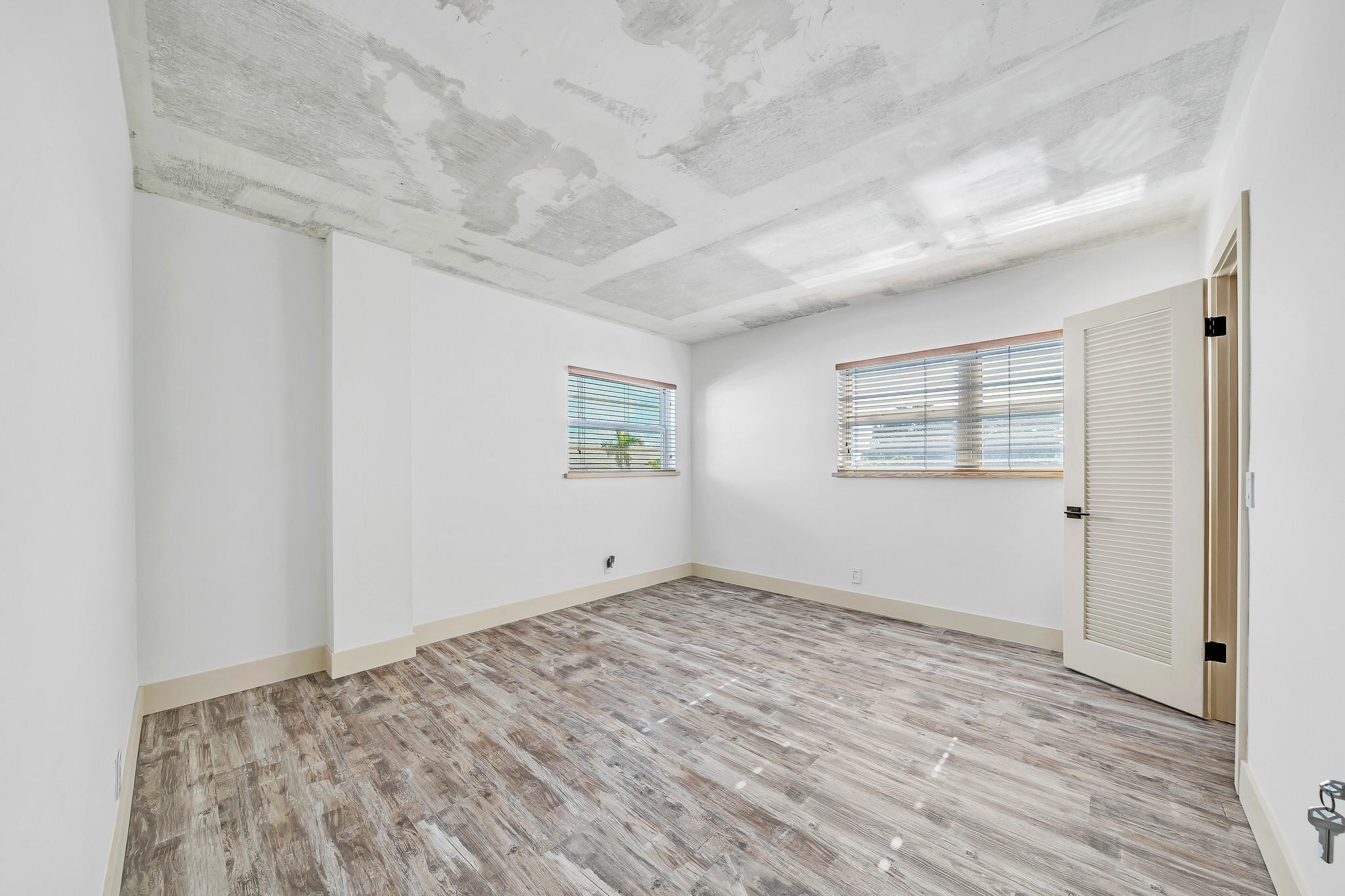 3051 NE 48TH #301, Fort Lauderdale FL 33308