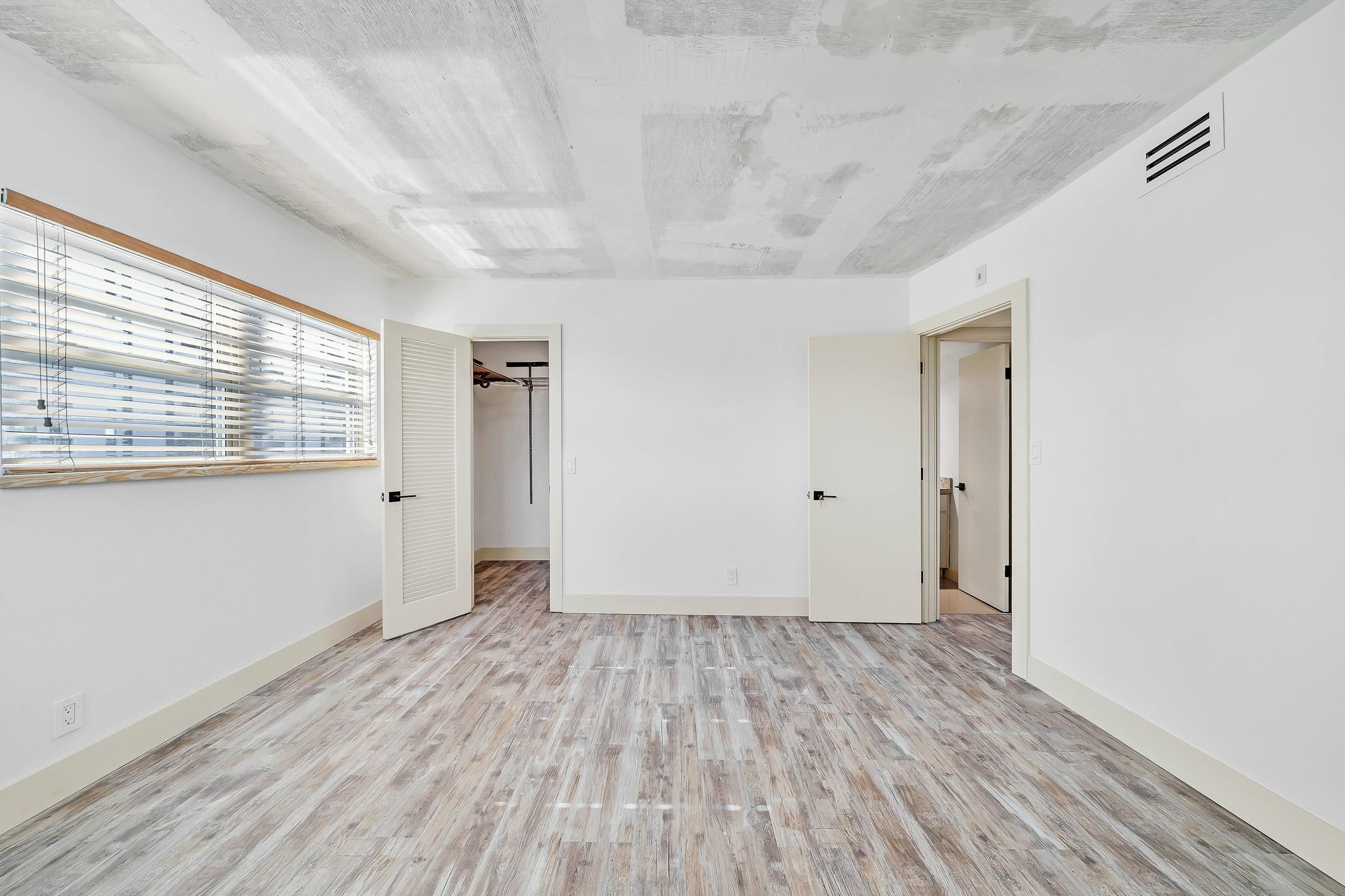 3051 NE 48TH #301, Fort Lauderdale FL 33308
