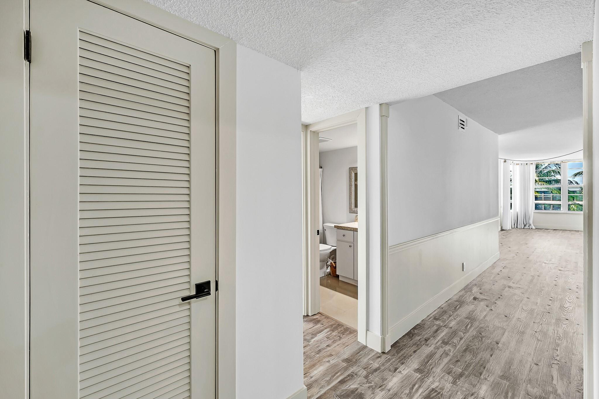 3051 NE 48TH #301, Fort Lauderdale FL 33308