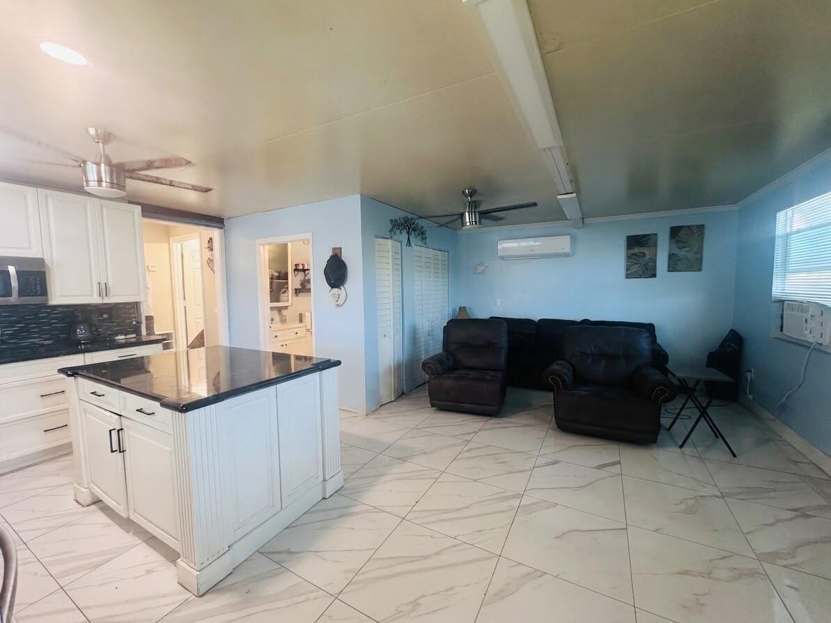 3718 COCONUT #A, Palm Springs FL 33461