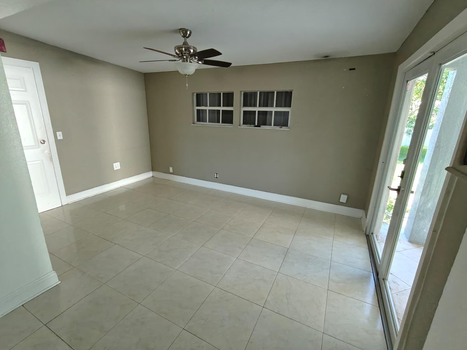 324 Mid Pines, Palm Springs FL 33461