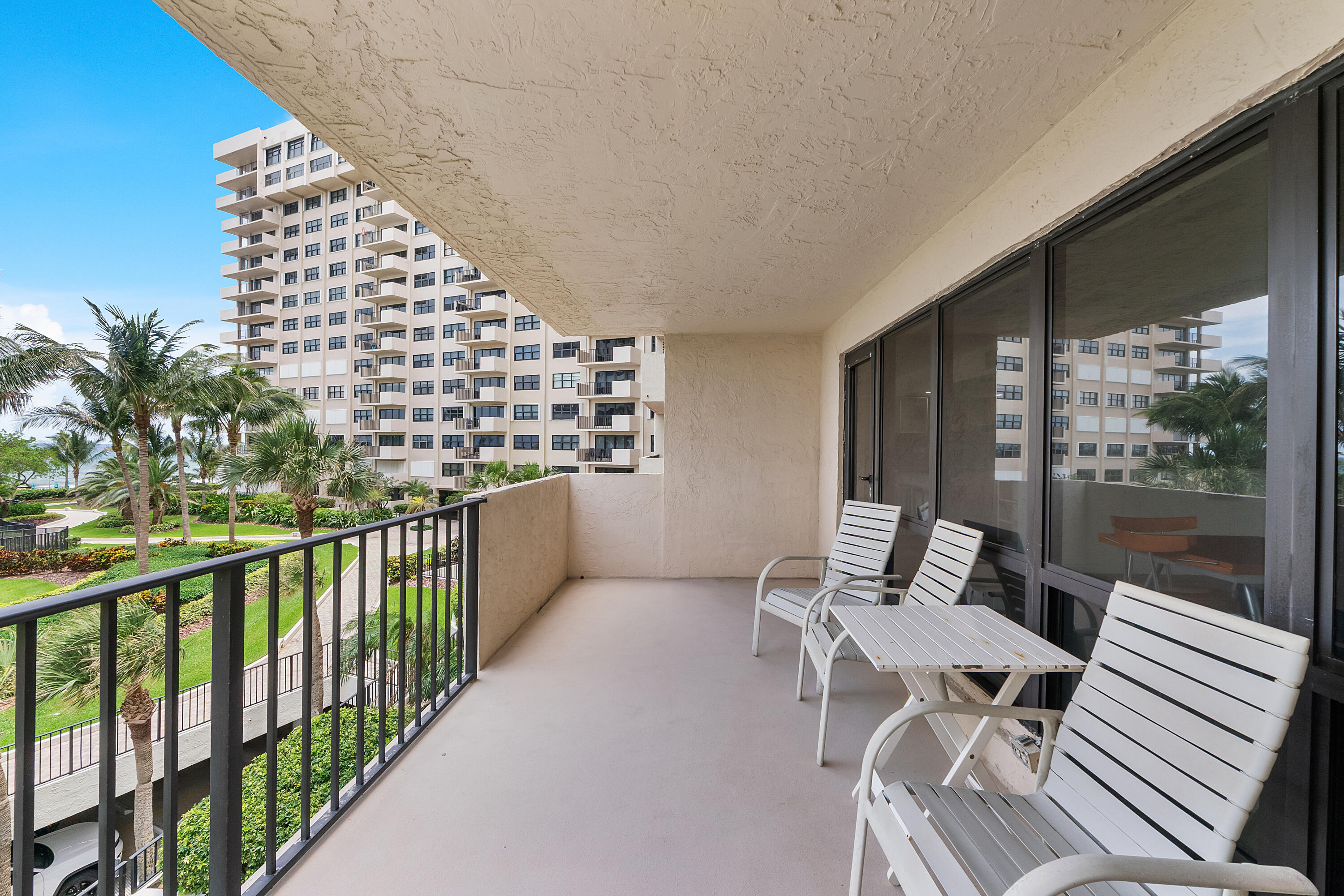 4900 N OCEAN #416, Lauderdale By The Sea FL 33308