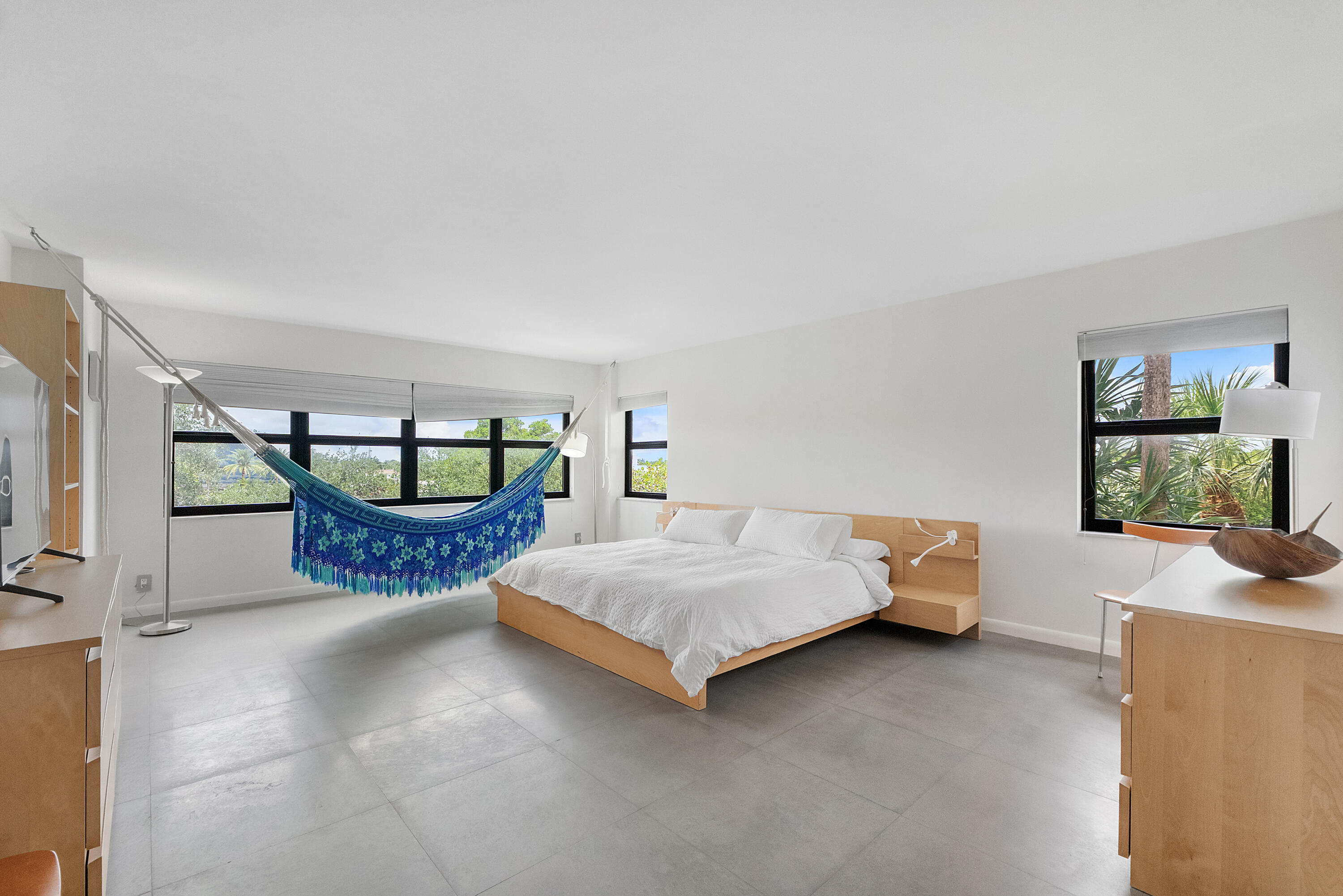 4900 N OCEAN #416, Lauderdale By The Sea FL 33308