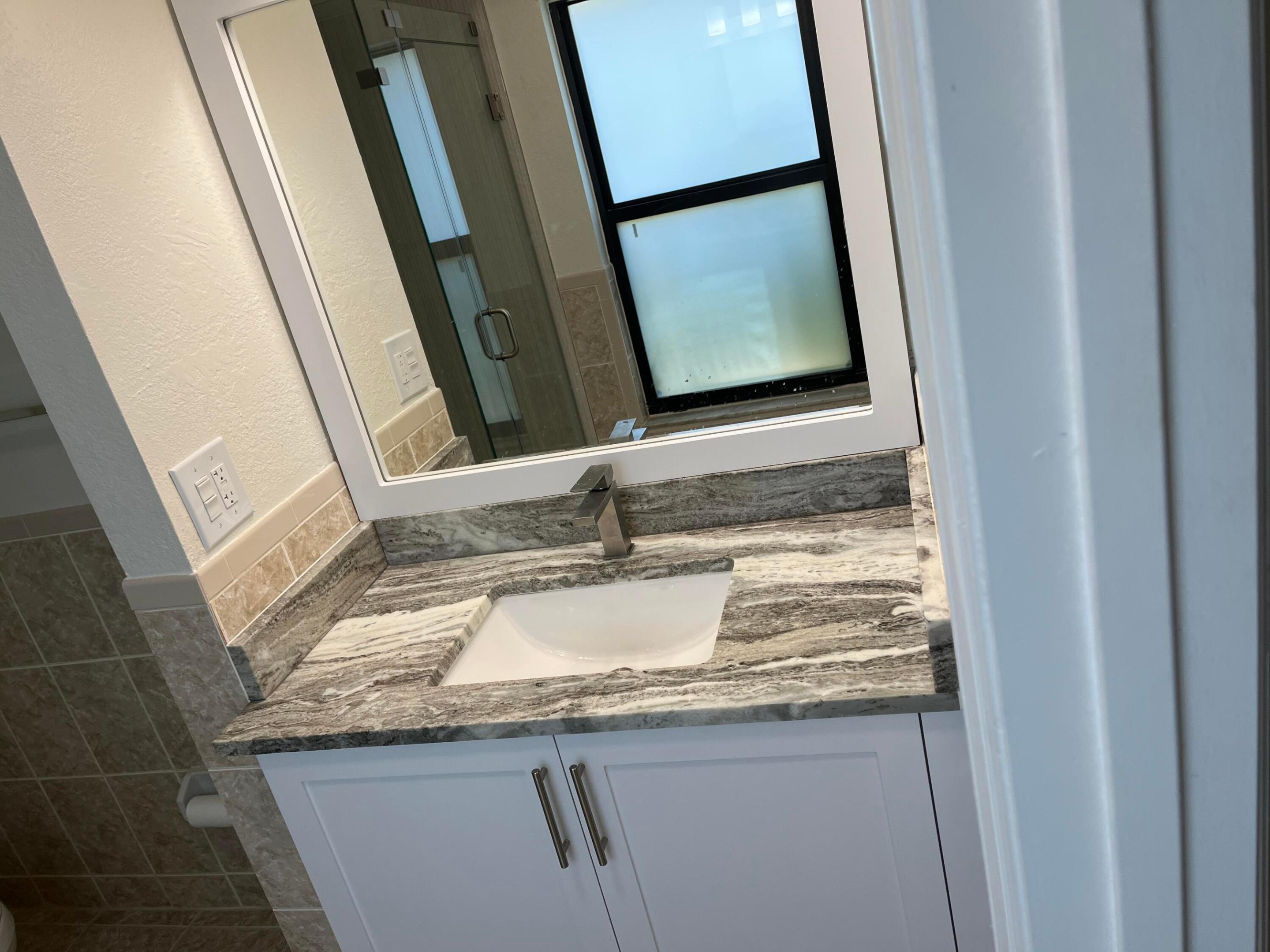 9321 NW 43RD, Sunrise FL 33351