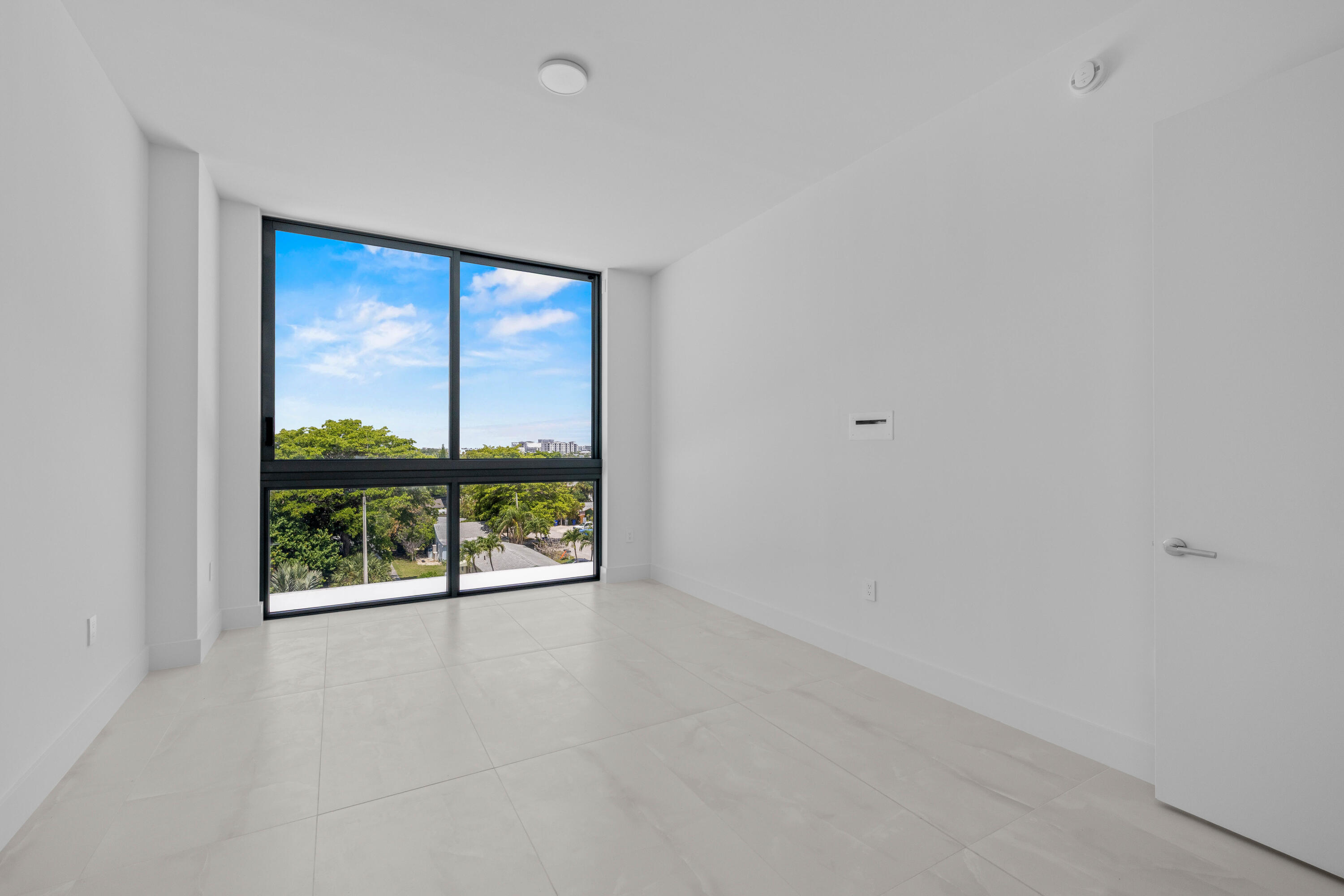 305 BRINY #406, Pompano Beach FL 33062