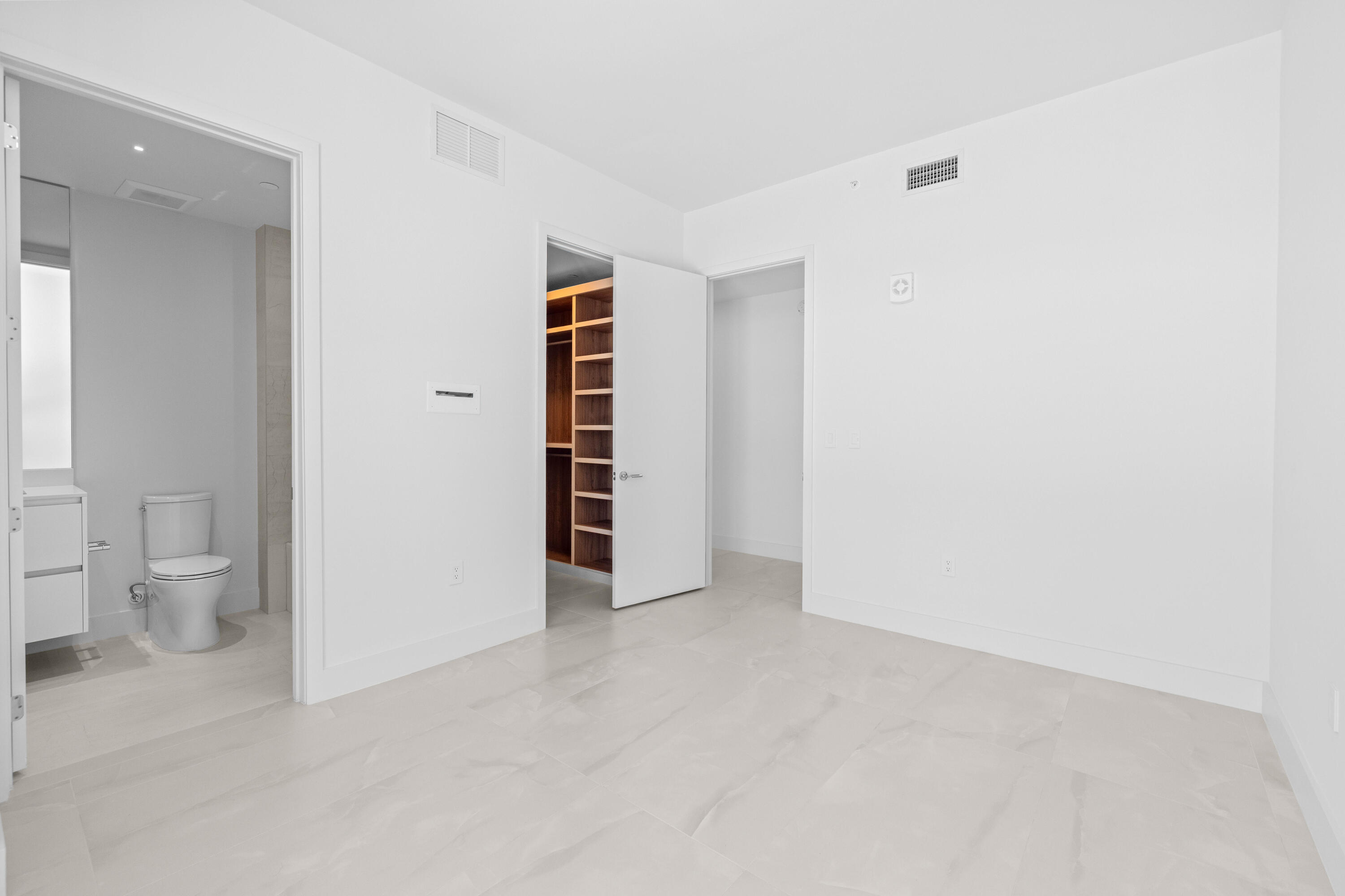 305 BRINY #406, Pompano Beach FL 33062