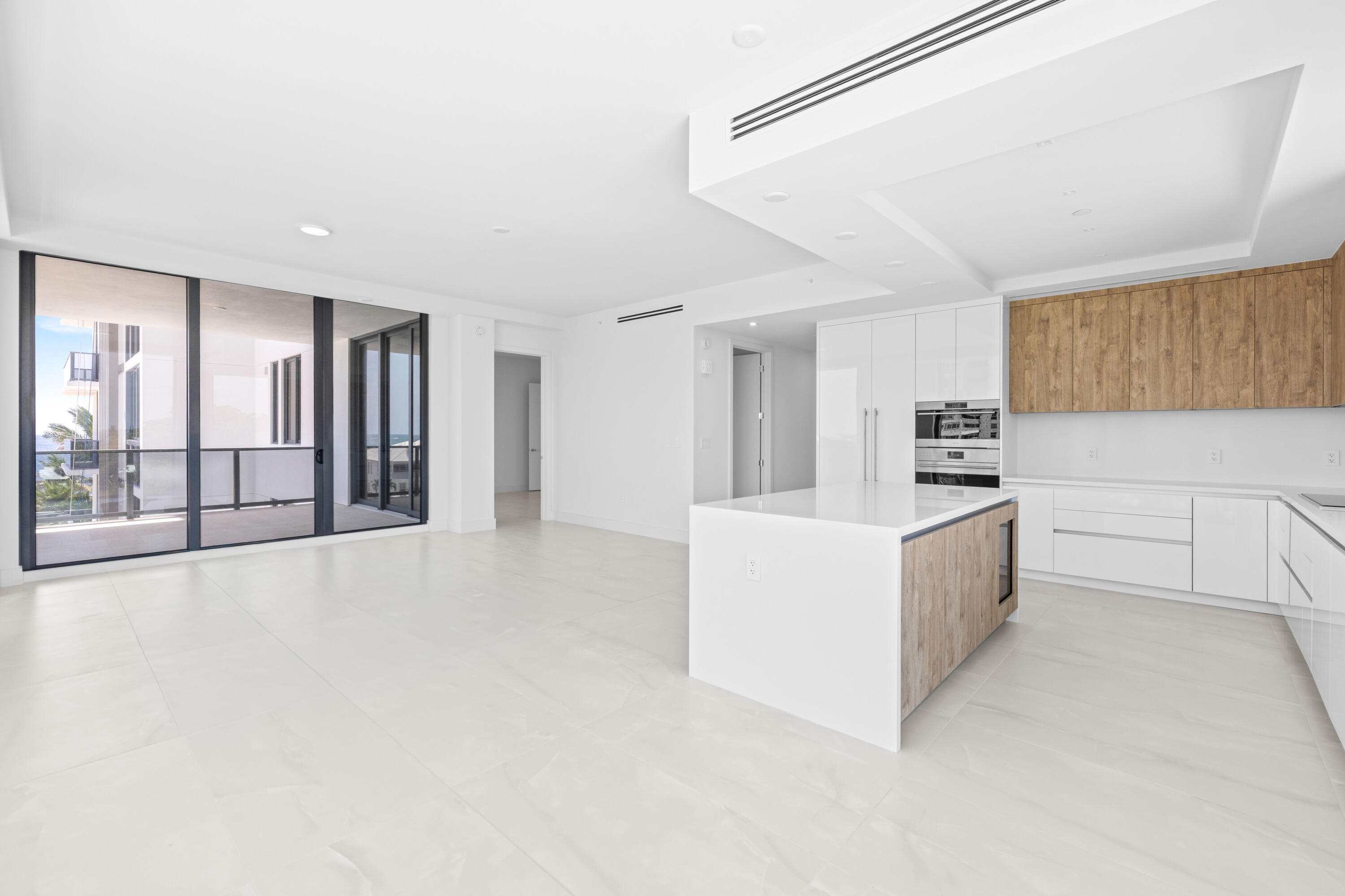 305 BRINY #406, Pompano Beach FL 33062
