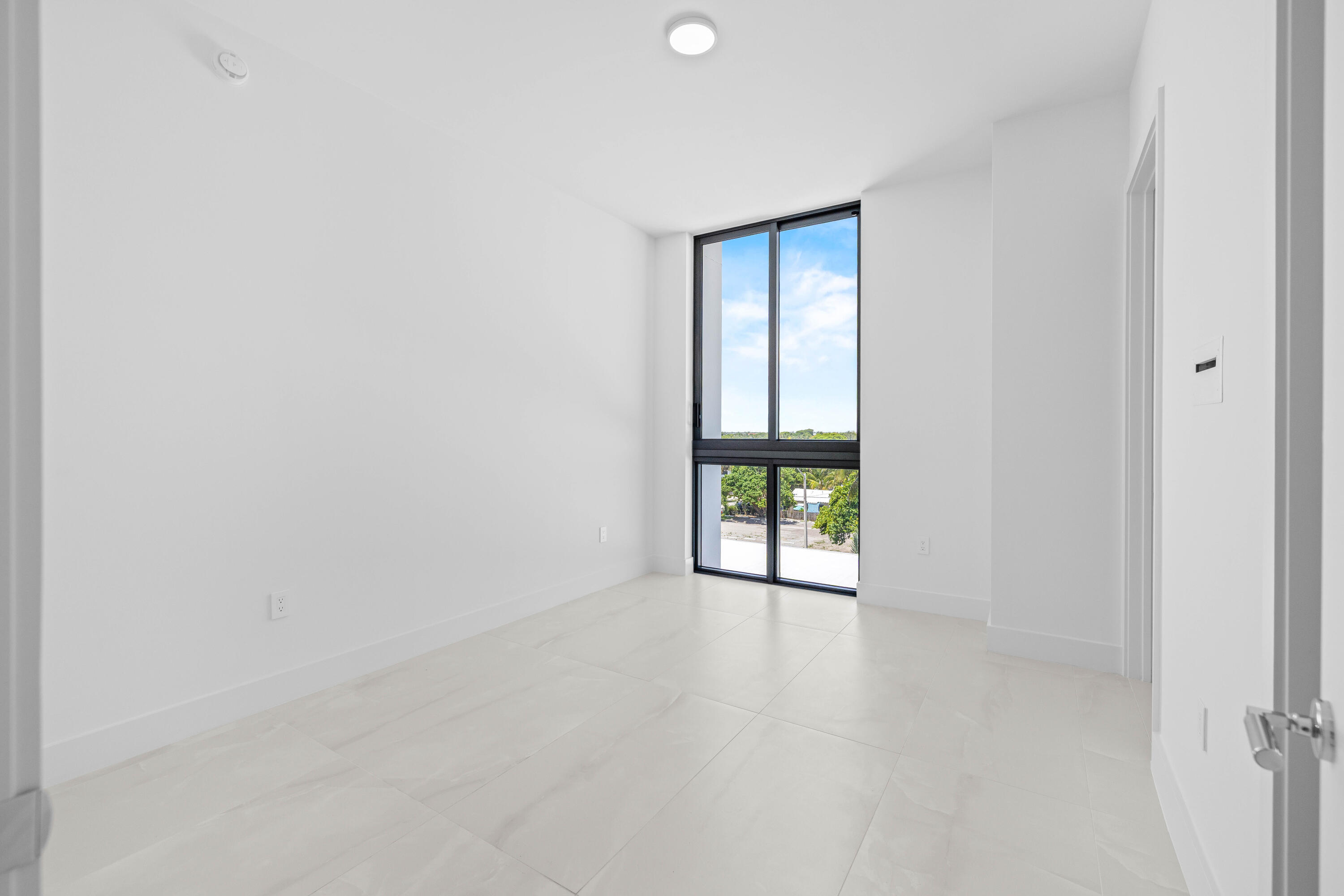 305 BRINY #406, Pompano Beach FL 33062