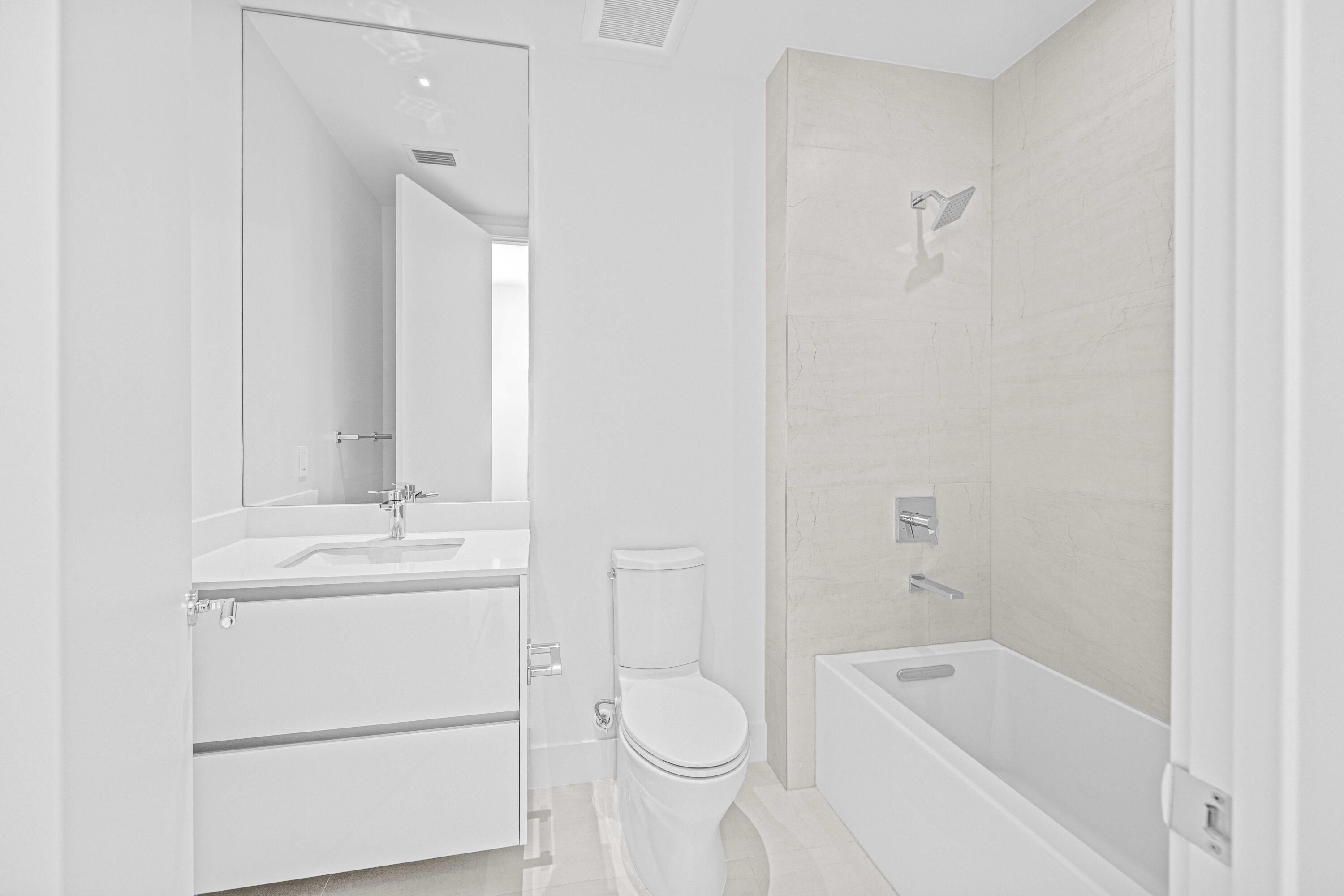 305 BRINY #406, Pompano Beach FL 33062