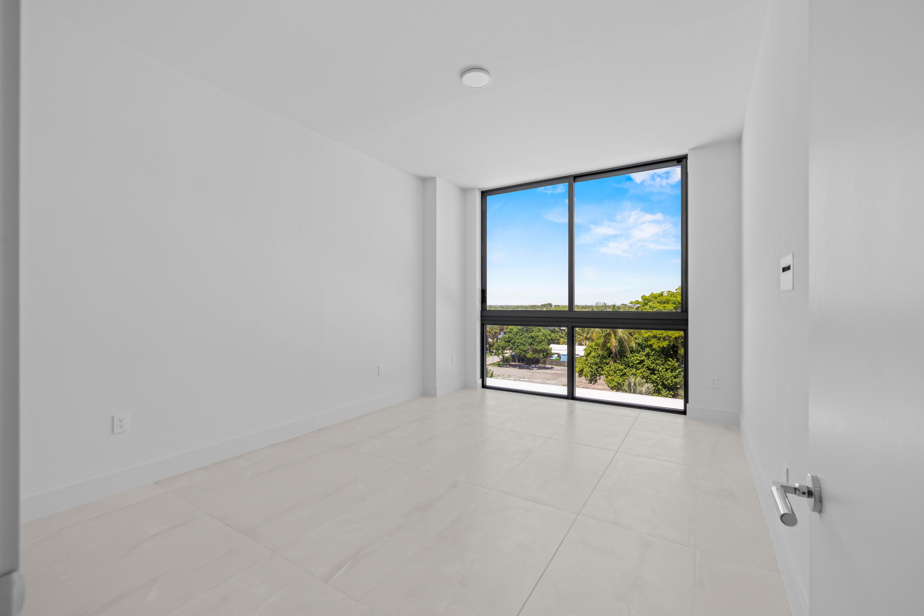 305 BRINY #406, Pompano Beach FL 33062