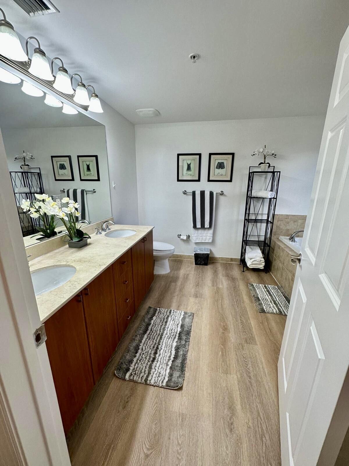 888 S Douglas #1015, Coral Gables FL 33134