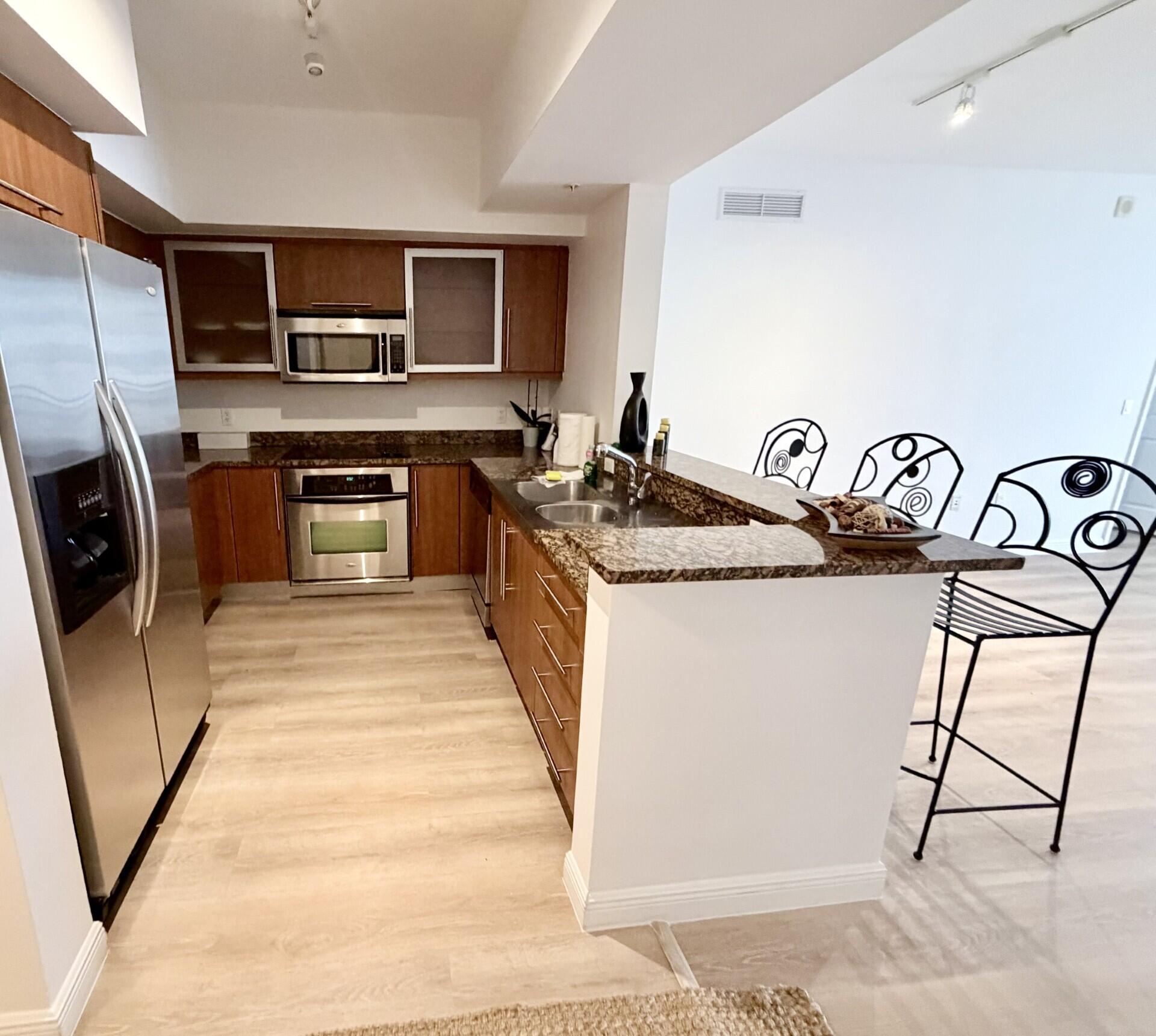 888 S Douglas #1015, Coral Gables FL 33134