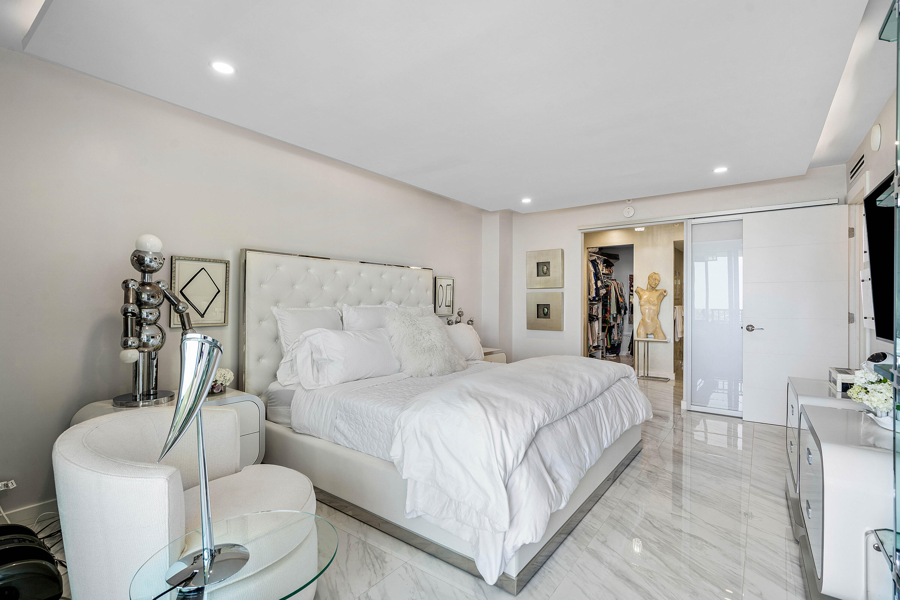 3912 S OCEAN #PH-1, Highland Beach FL 33487