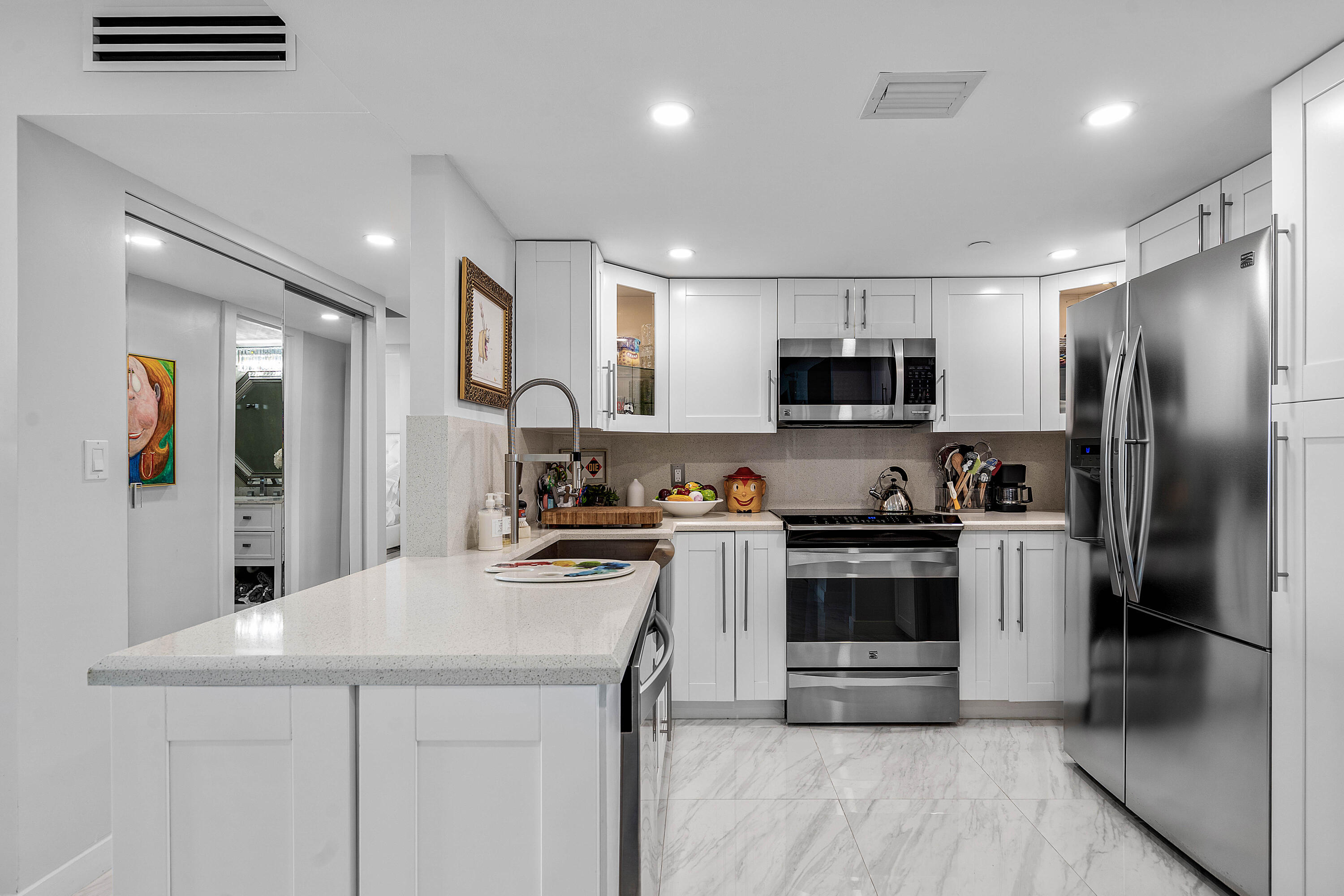 3912 S OCEAN #PH-1, Highland Beach FL 33487