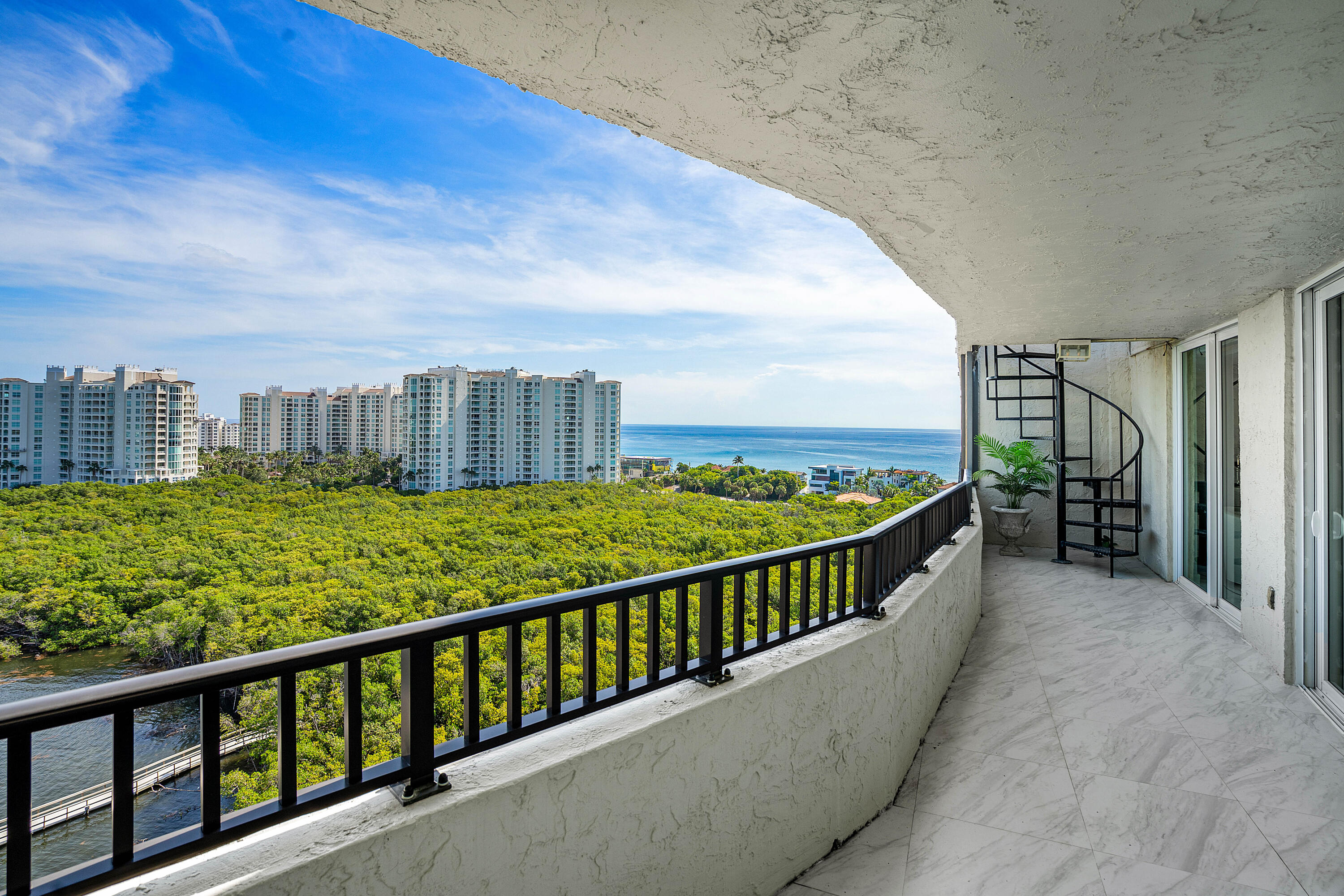 3912 S OCEAN #PH-1, Highland Beach FL 33487