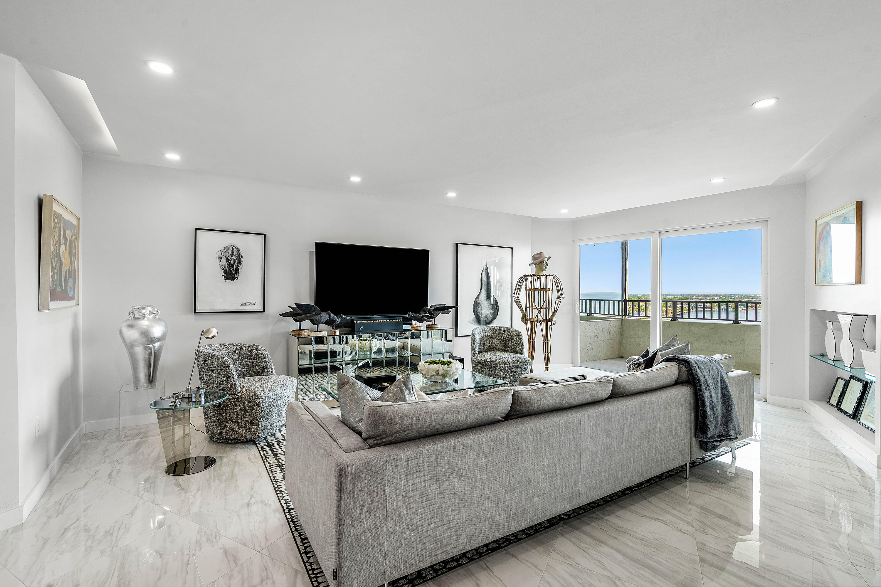 3912 S OCEAN #PH-1, Highland Beach FL 33487