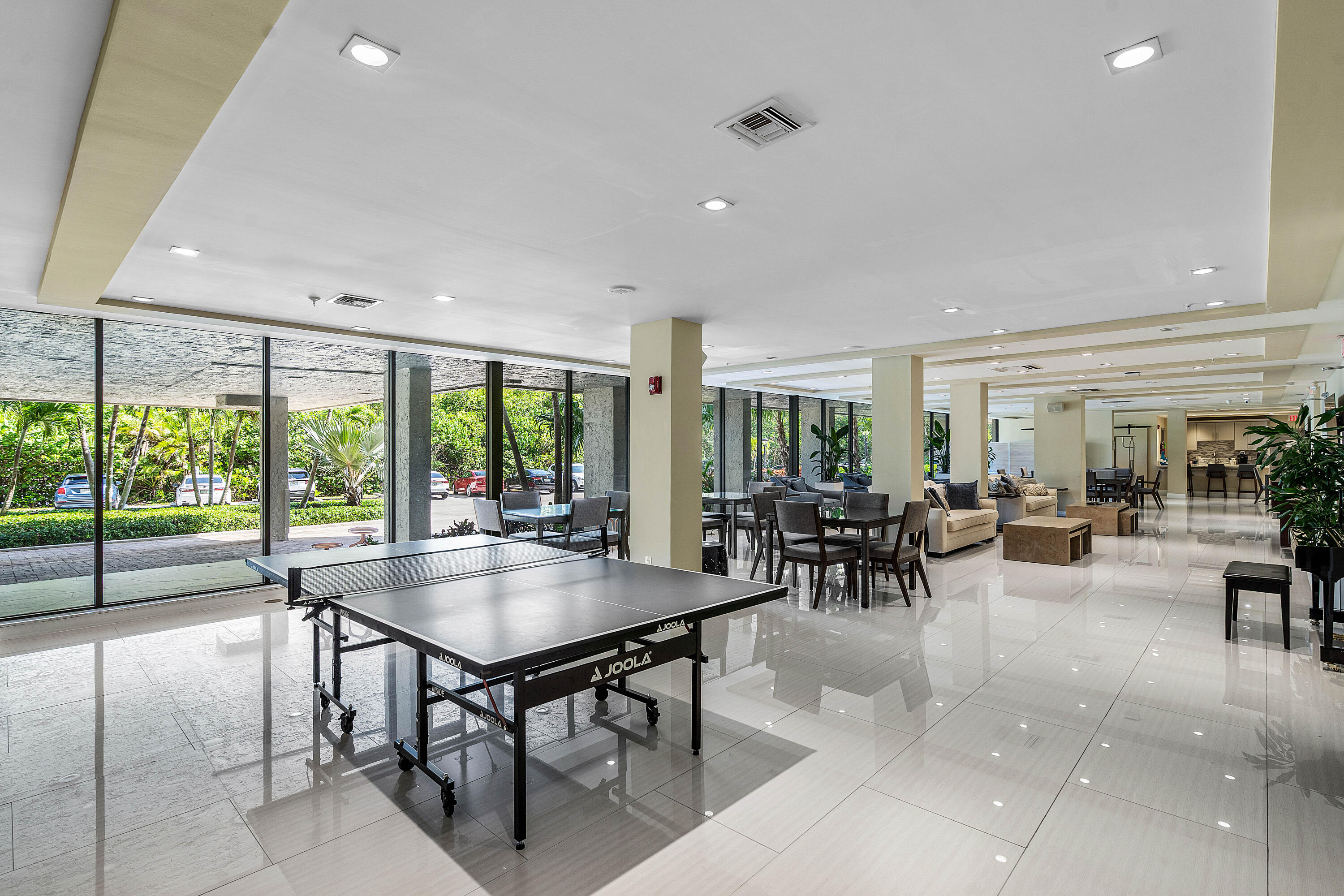3912 S OCEAN #PH-1, Highland Beach FL 33487