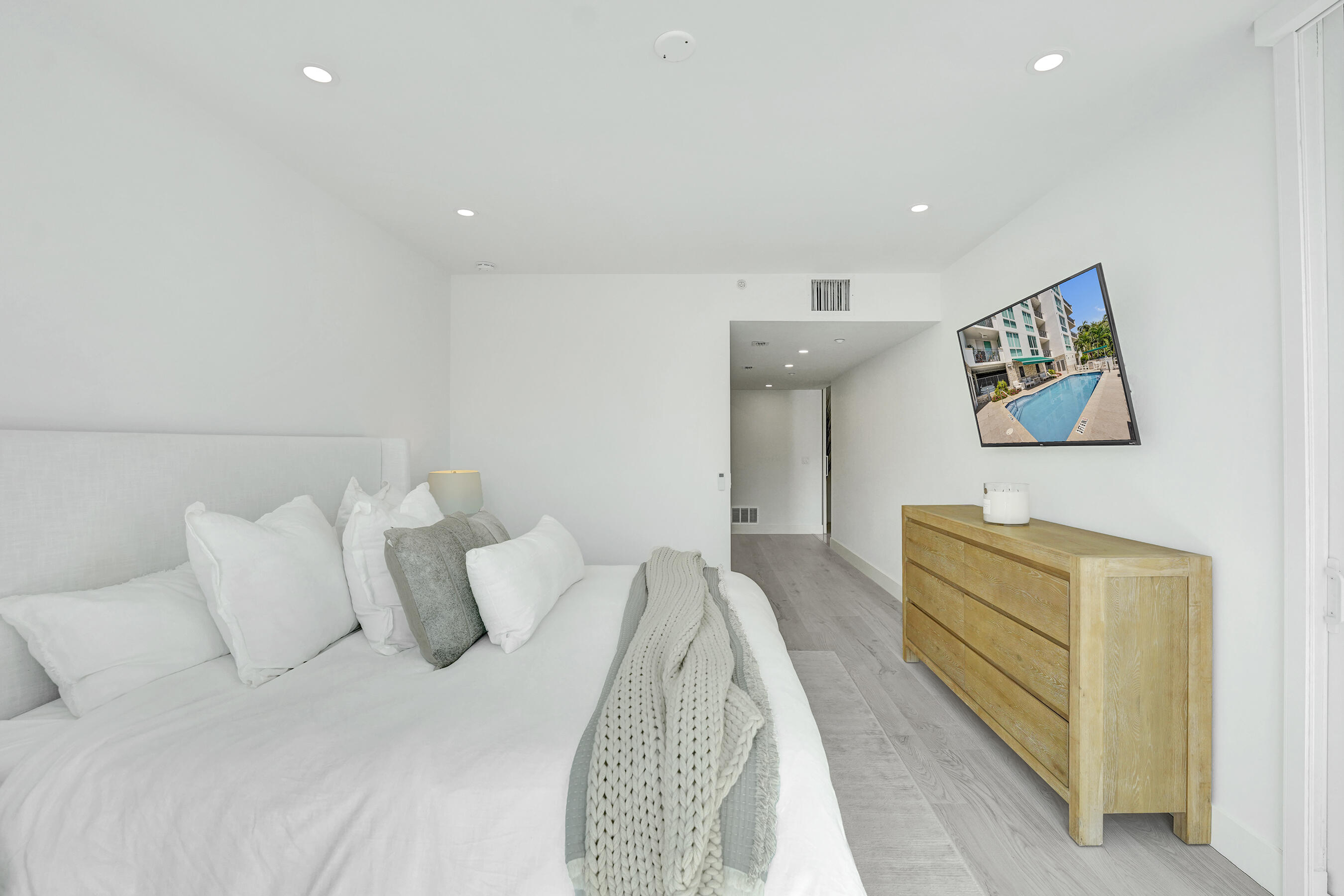 410 Hendricks #203, Fort Lauderdale FL 33301
