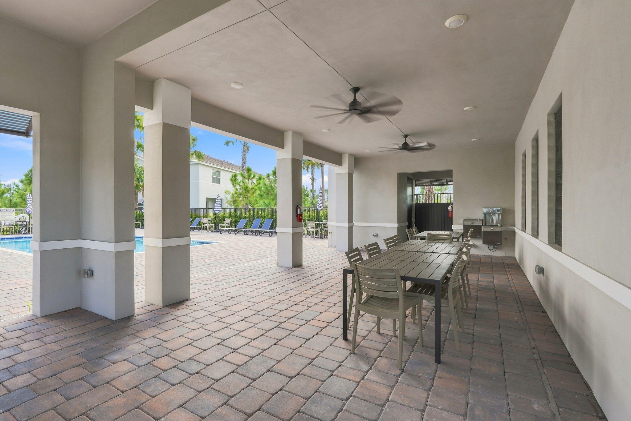 147 LAKESIDE LANDING, Royal Palm Beach FL 33411