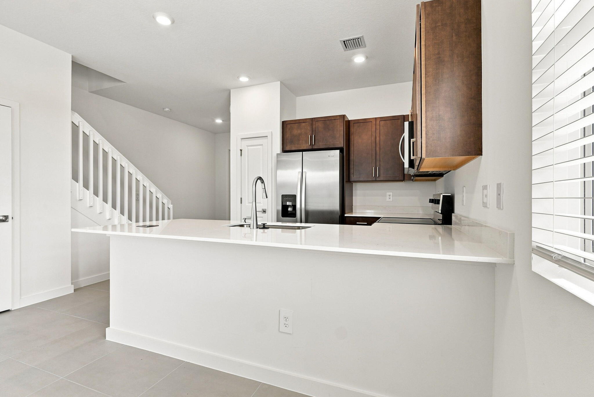 147 LAKESIDE LANDING, Royal Palm Beach FL 33411