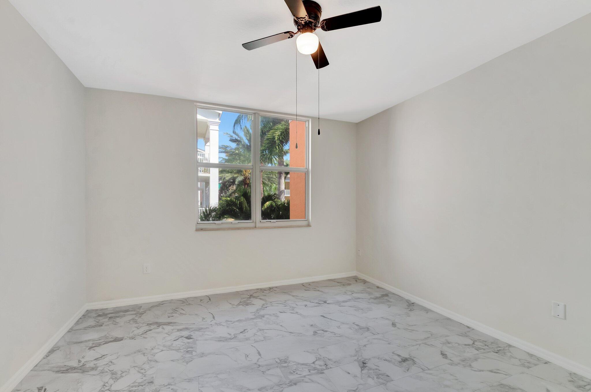 802 W WINDWARD #316, Lantana FL 33462