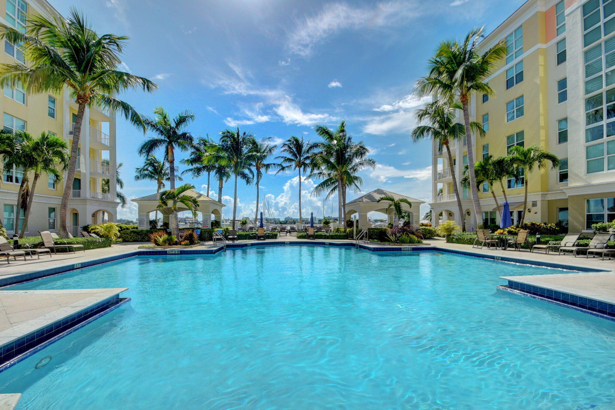 802 W WINDWARD #316, Lantana FL 33462