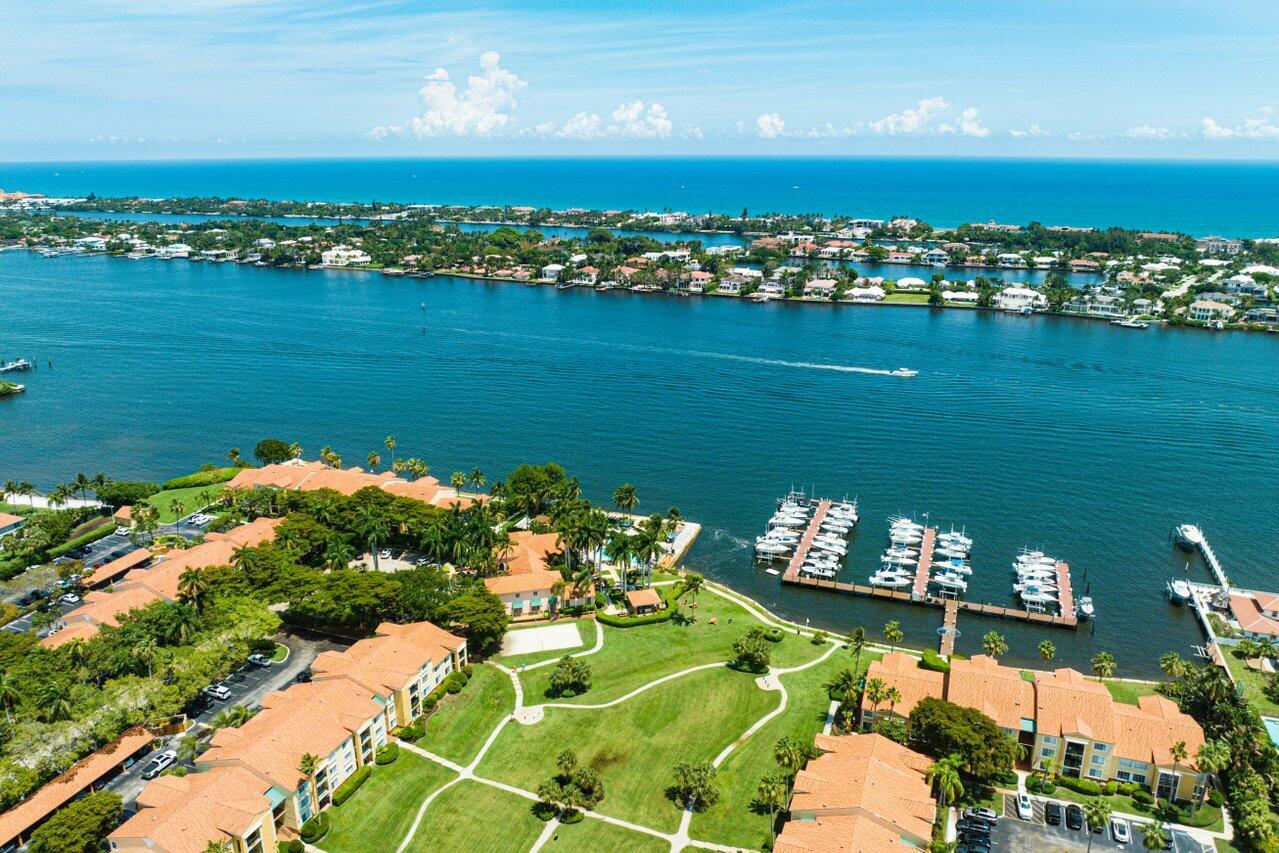 135 YACHT CLUB #305, Hypoluxo FL 33462