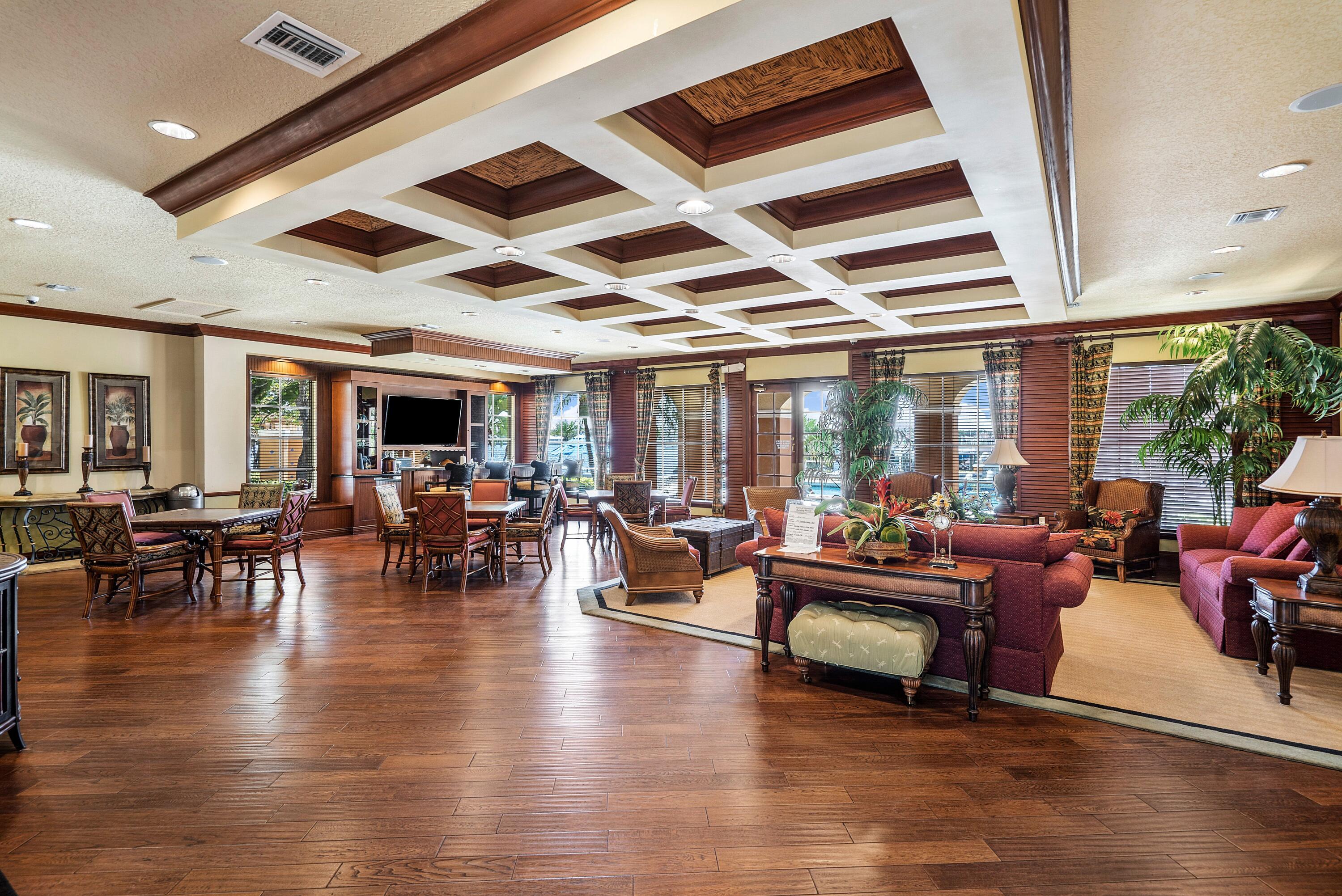 135 YACHT CLUB #305, Hypoluxo FL 33462