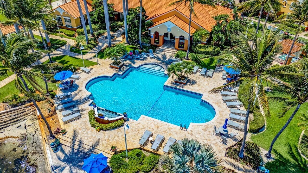 135 YACHT CLUB #305, Hypoluxo FL 33462
