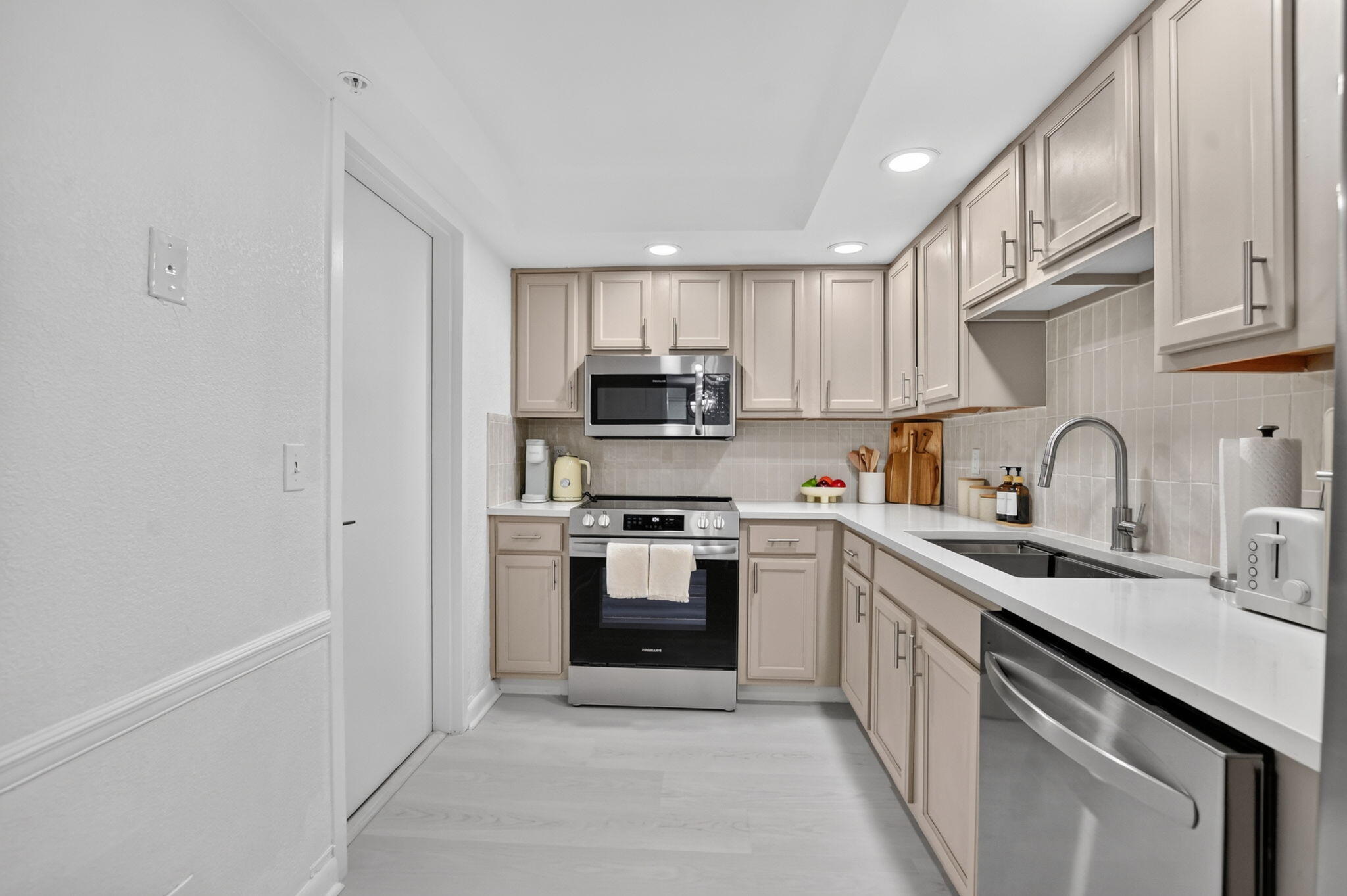 7835 Lakeside #966, Boca Raton FL 33434