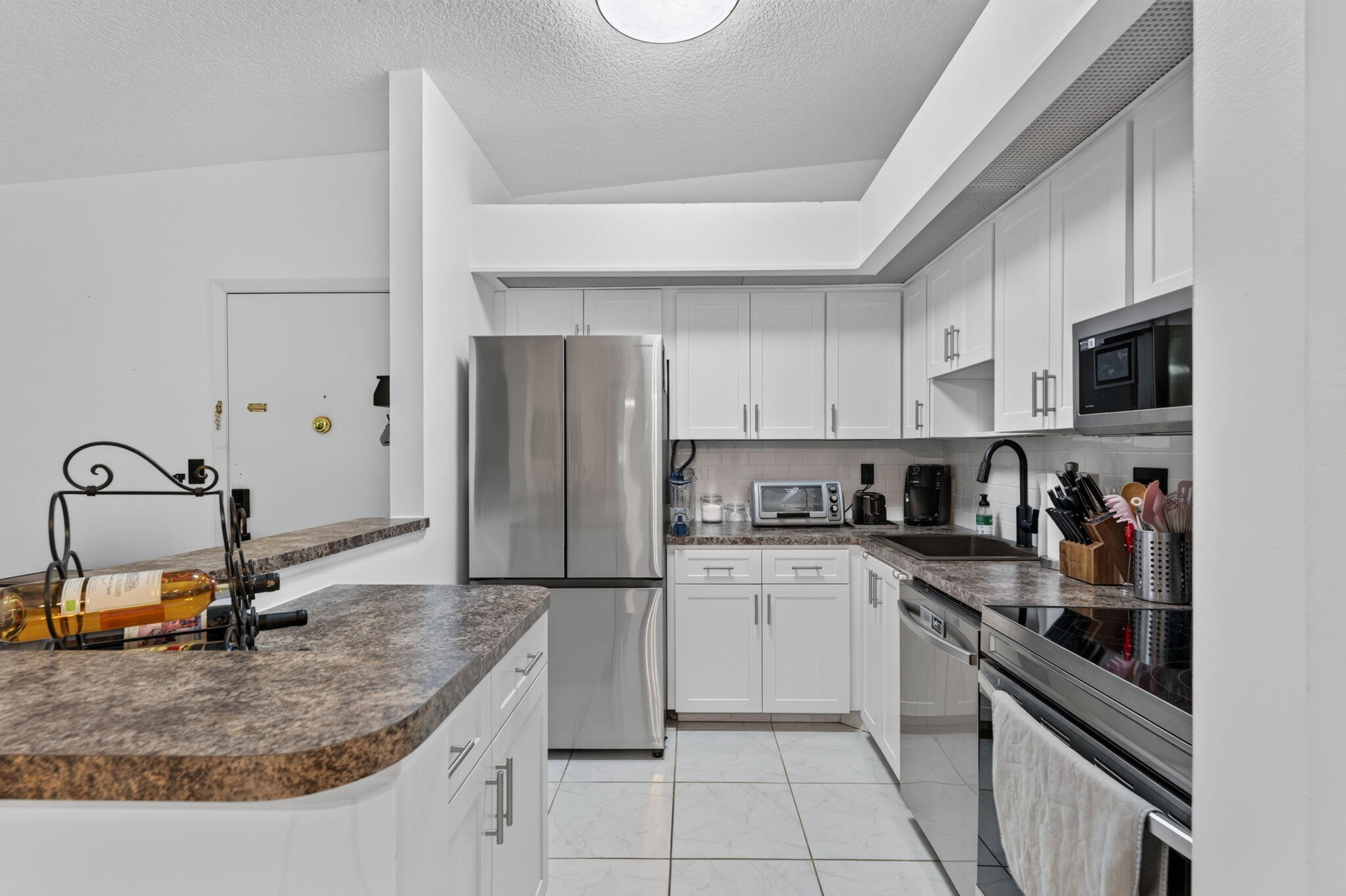9474 S BELFORT #206, Tamarac FL 33321