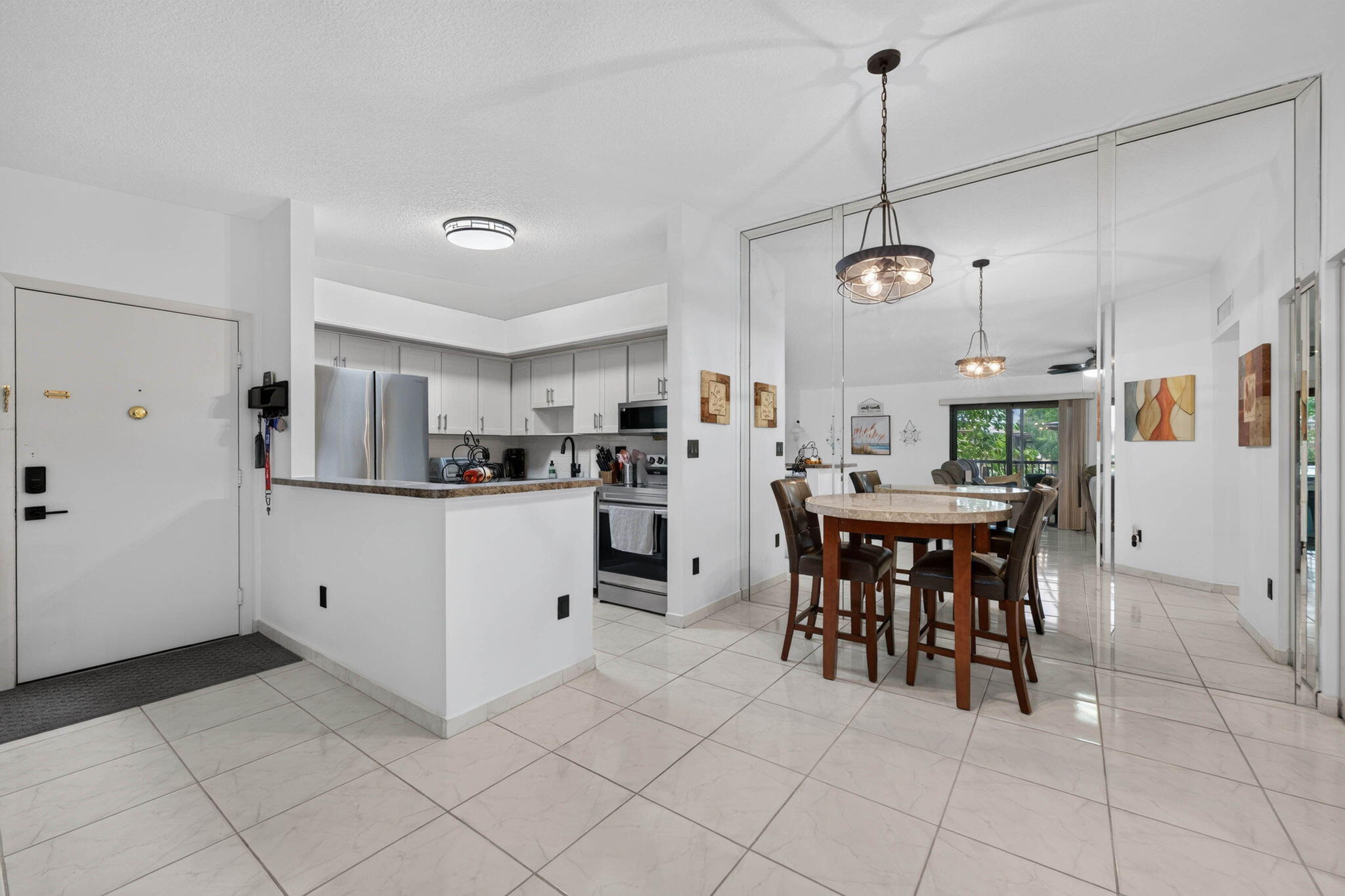 9474 S BELFORT #206, Tamarac FL 33321