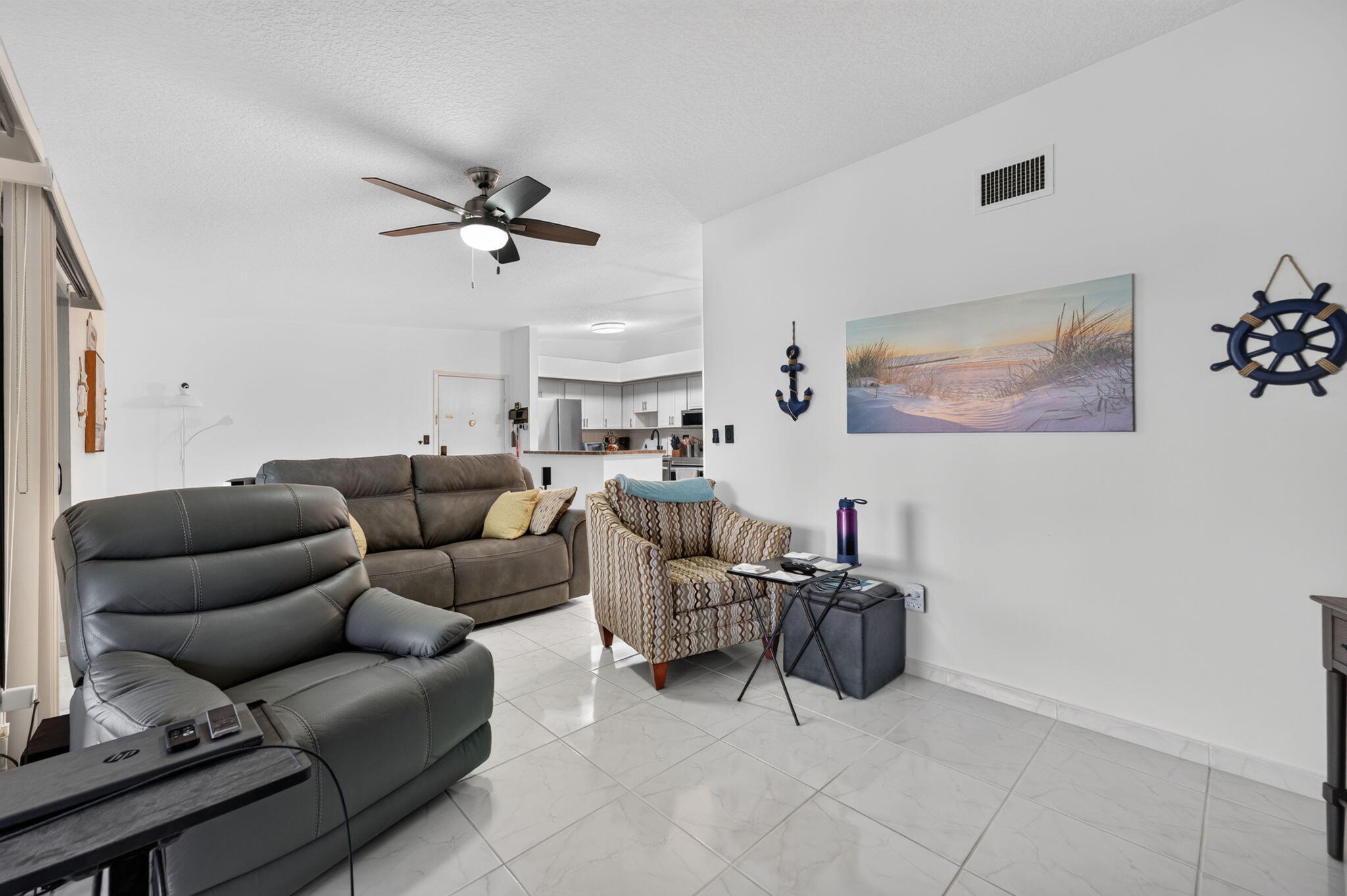9474 S BELFORT #206, Tamarac FL 33321
