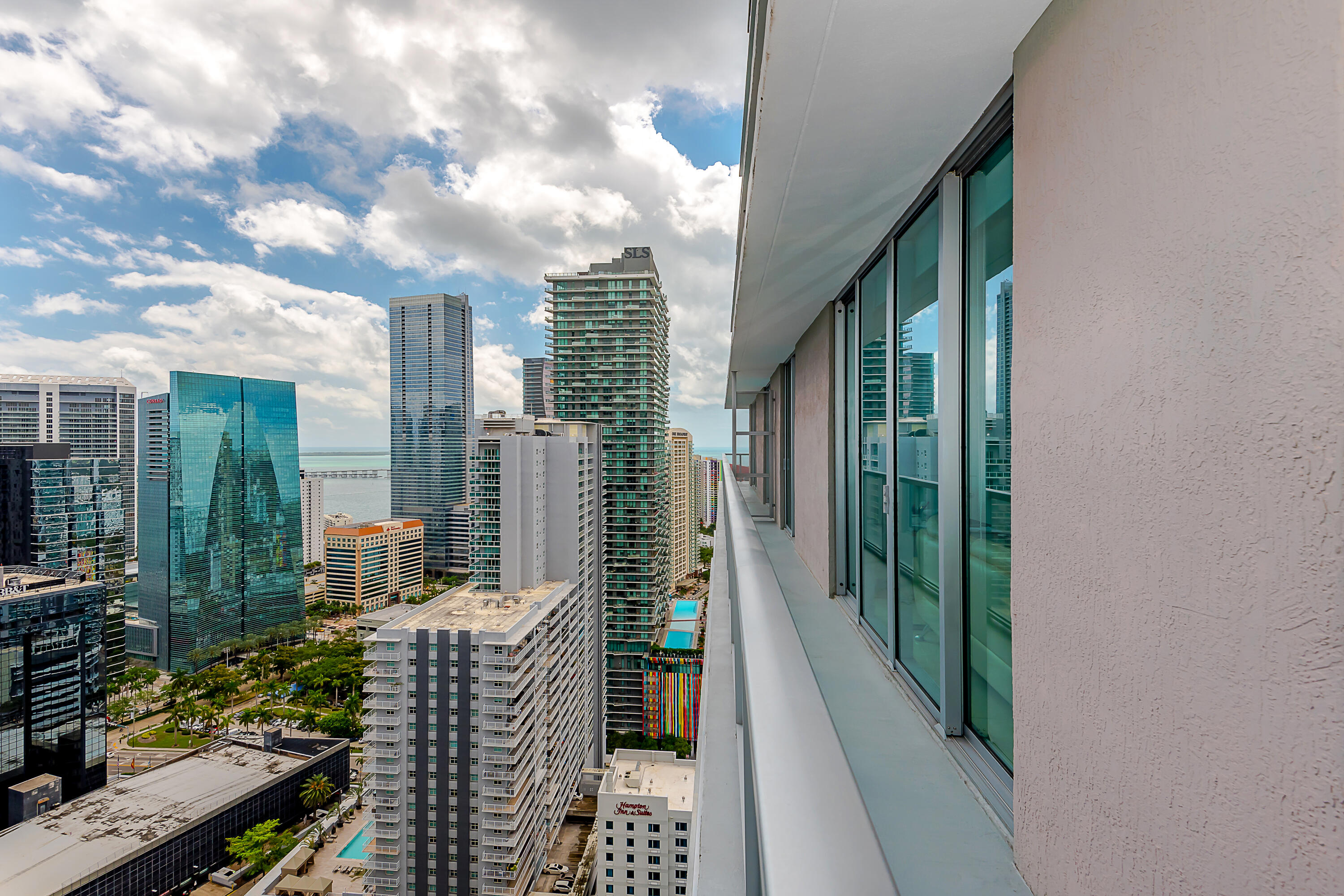 1111 SW 1ST #MPH3920-, Miami FL 33130