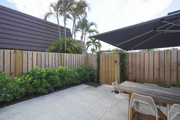 917 9TH, Palm Beach Gardens FL 33410
