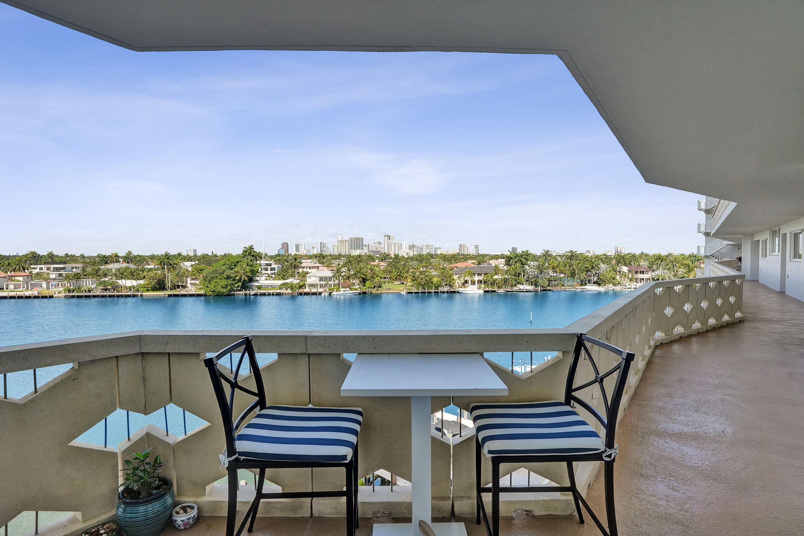 333 Sunset #401, Fort Lauderdale FL 33301