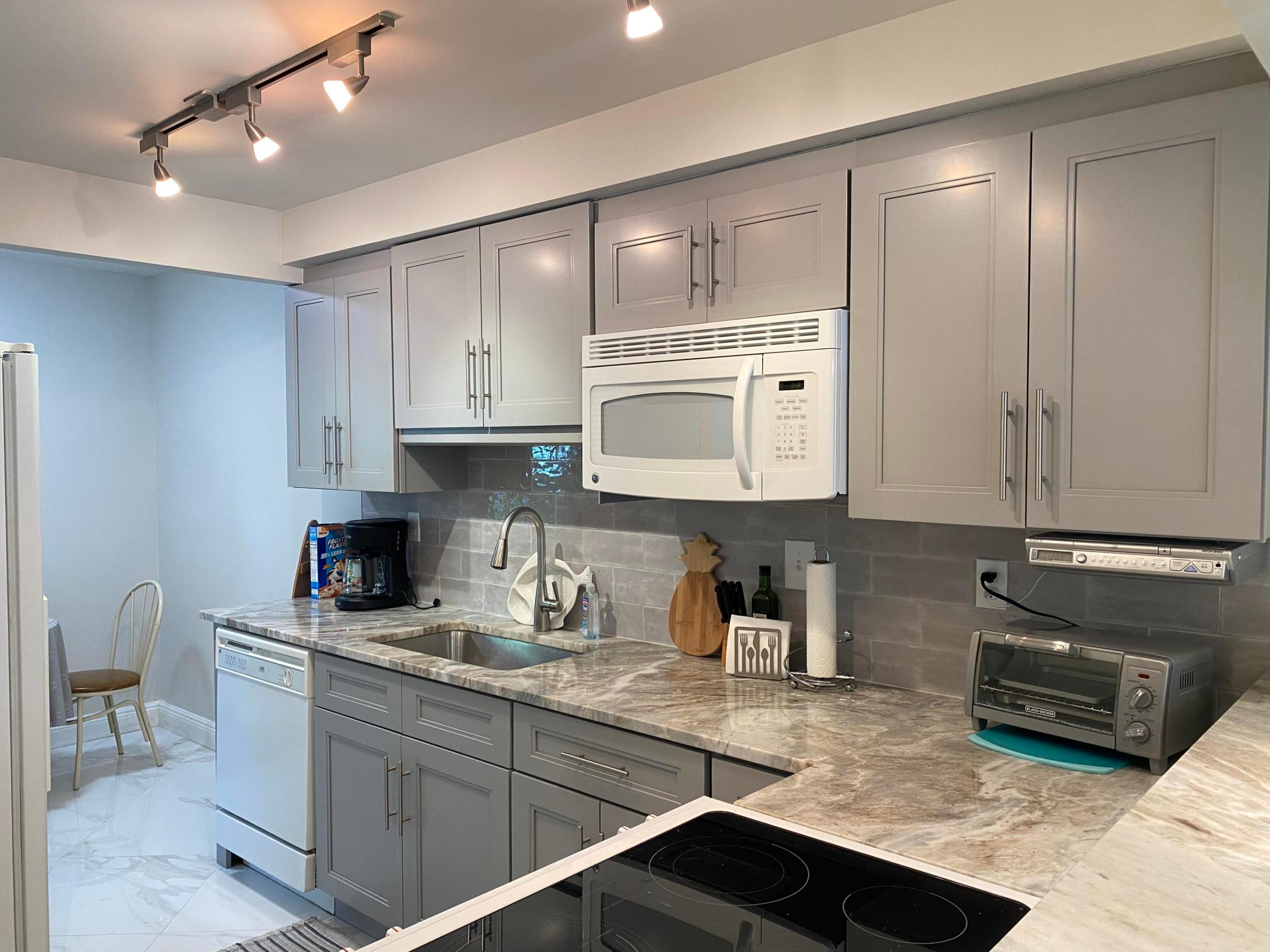 2 Royal Palm #101, Boca Raton FL 33432