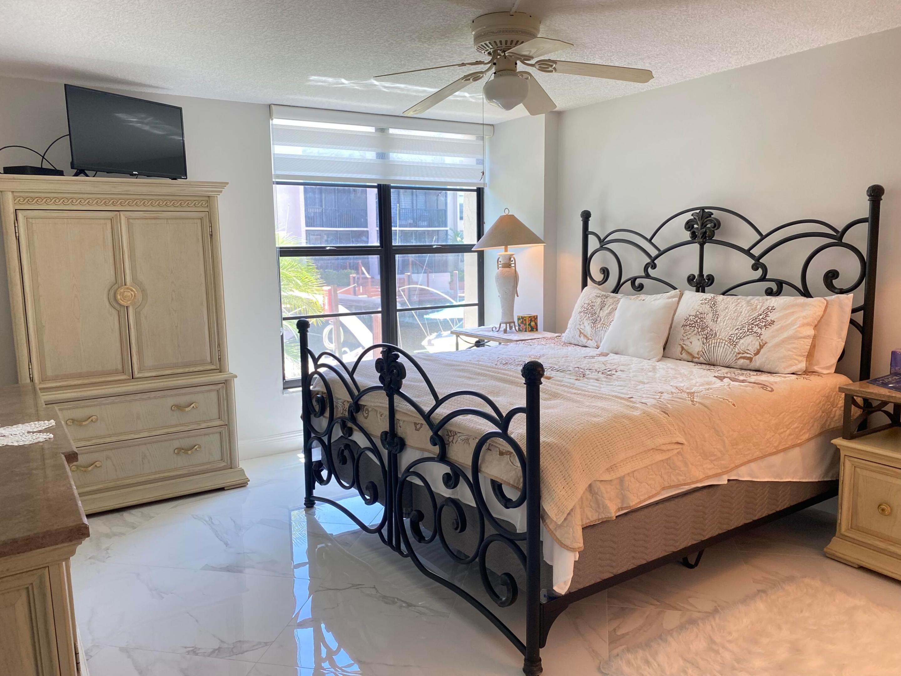 2 Royal Palm #101, Boca Raton FL 33432