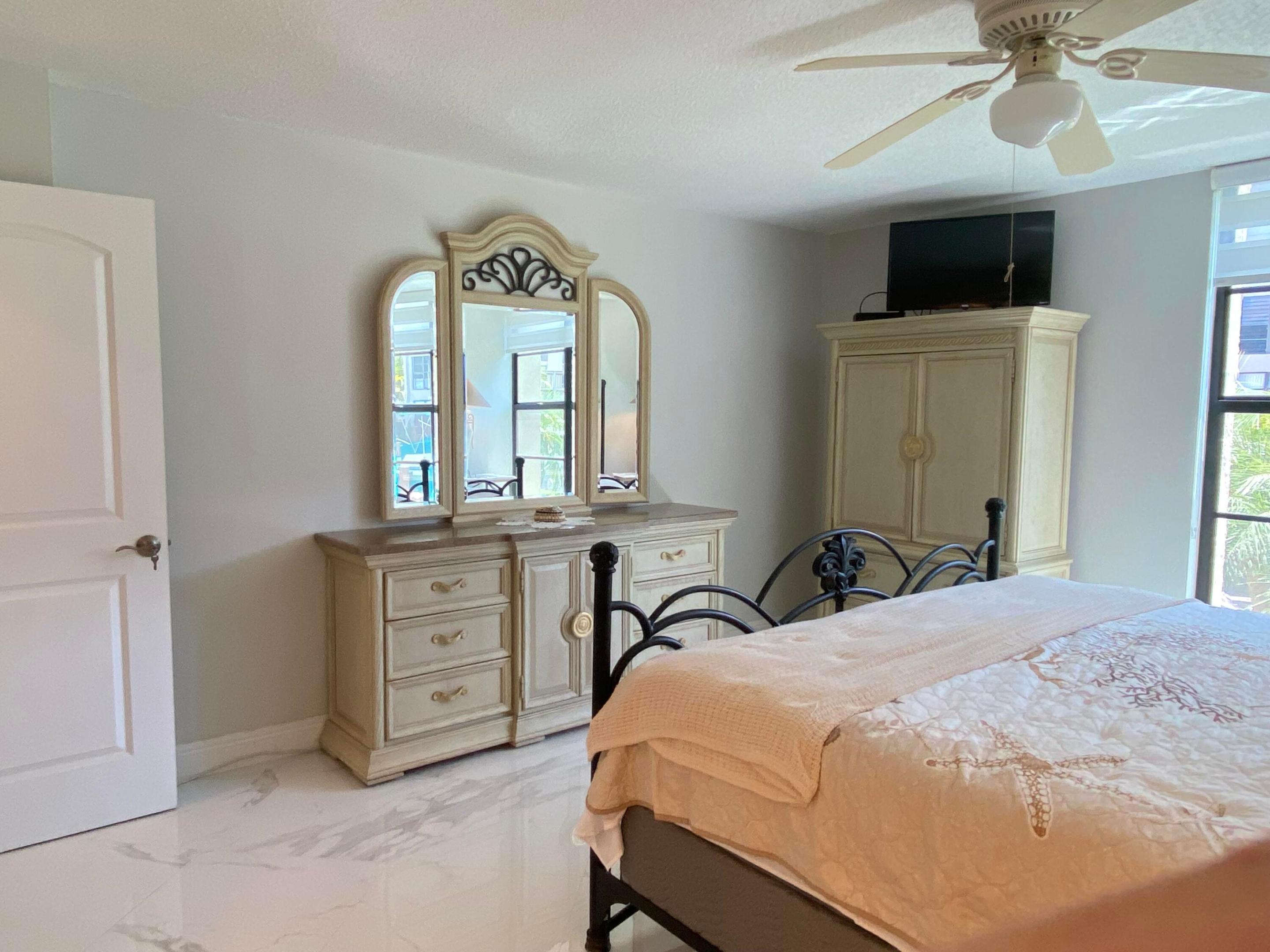 2 Royal Palm #101, Boca Raton FL 33432