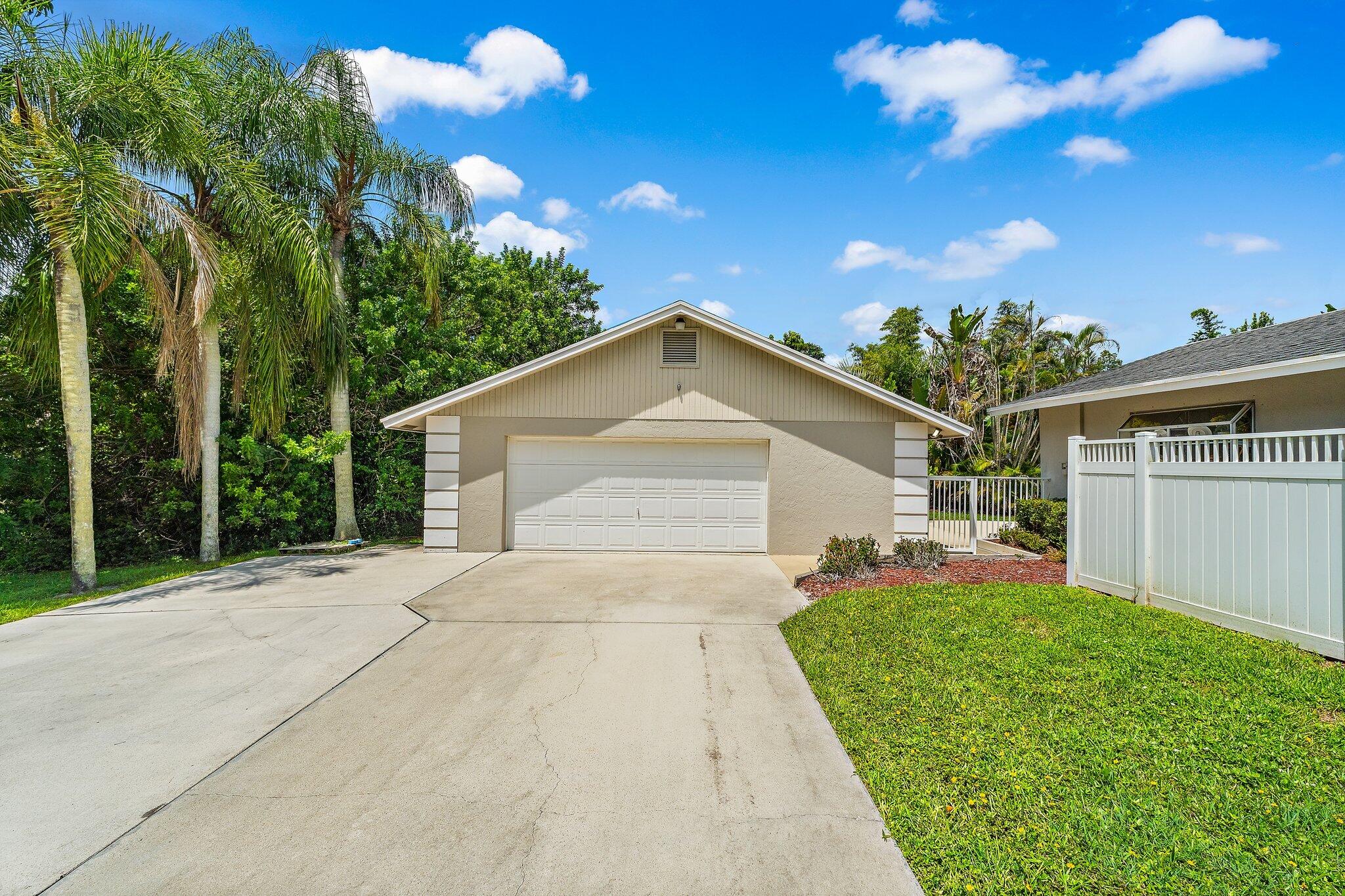15315 78TH, Palm Beach Gardens FL 33418