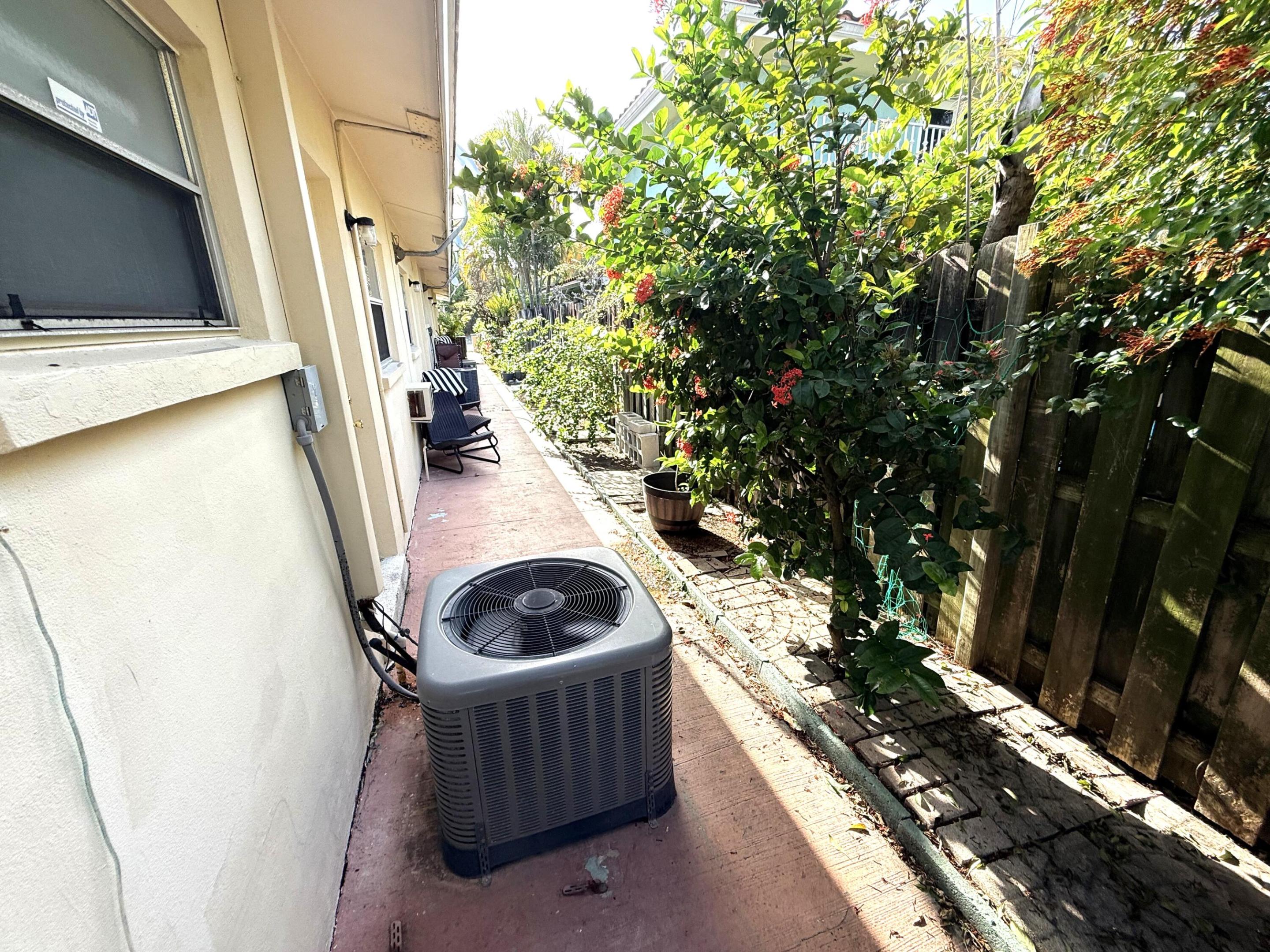 4649 Bougainvilla, Lauderdale By The Sea FL 33308