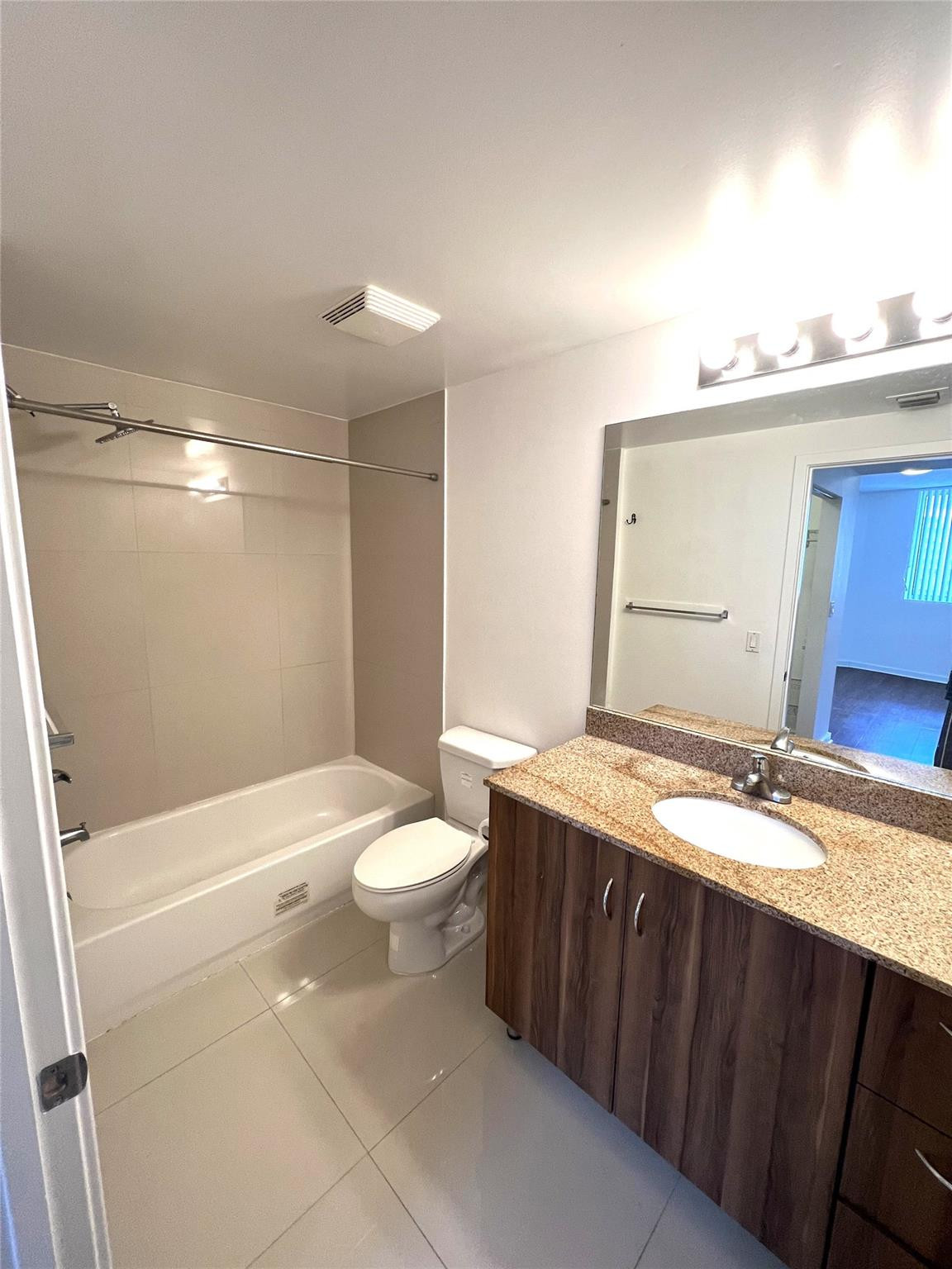 601 NE 23 #904, Miami FL 33137