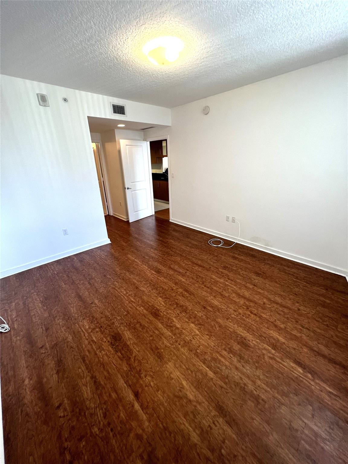 601 NE 23 #904, Miami FL 33137